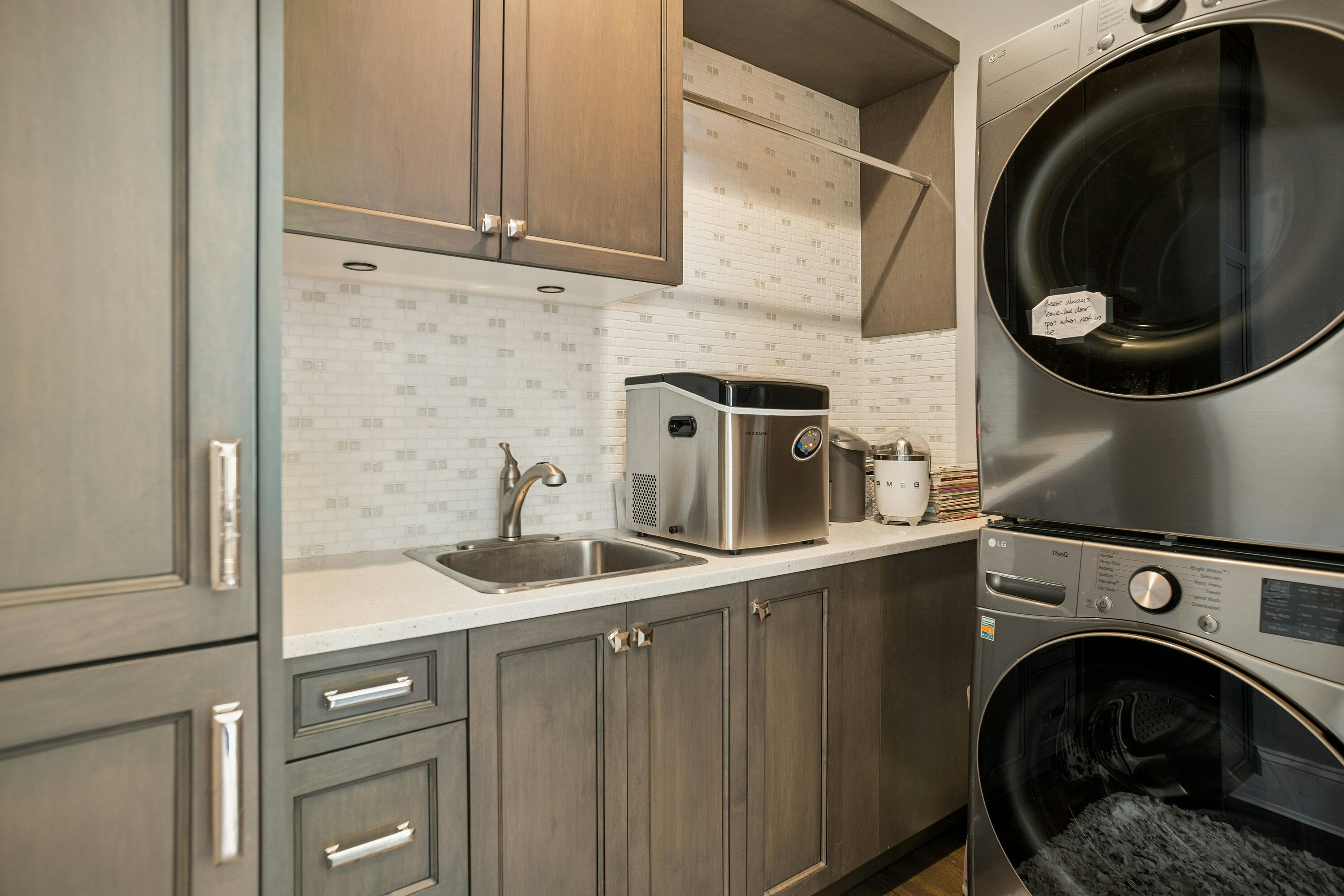 5562 Crown Street, Vancouver, BC, V6N 2B5 - 39