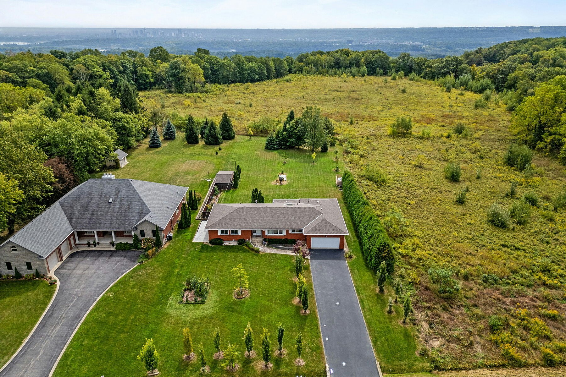 368 Rock Chapel Road, Hamilton, ON, L9H 5E2