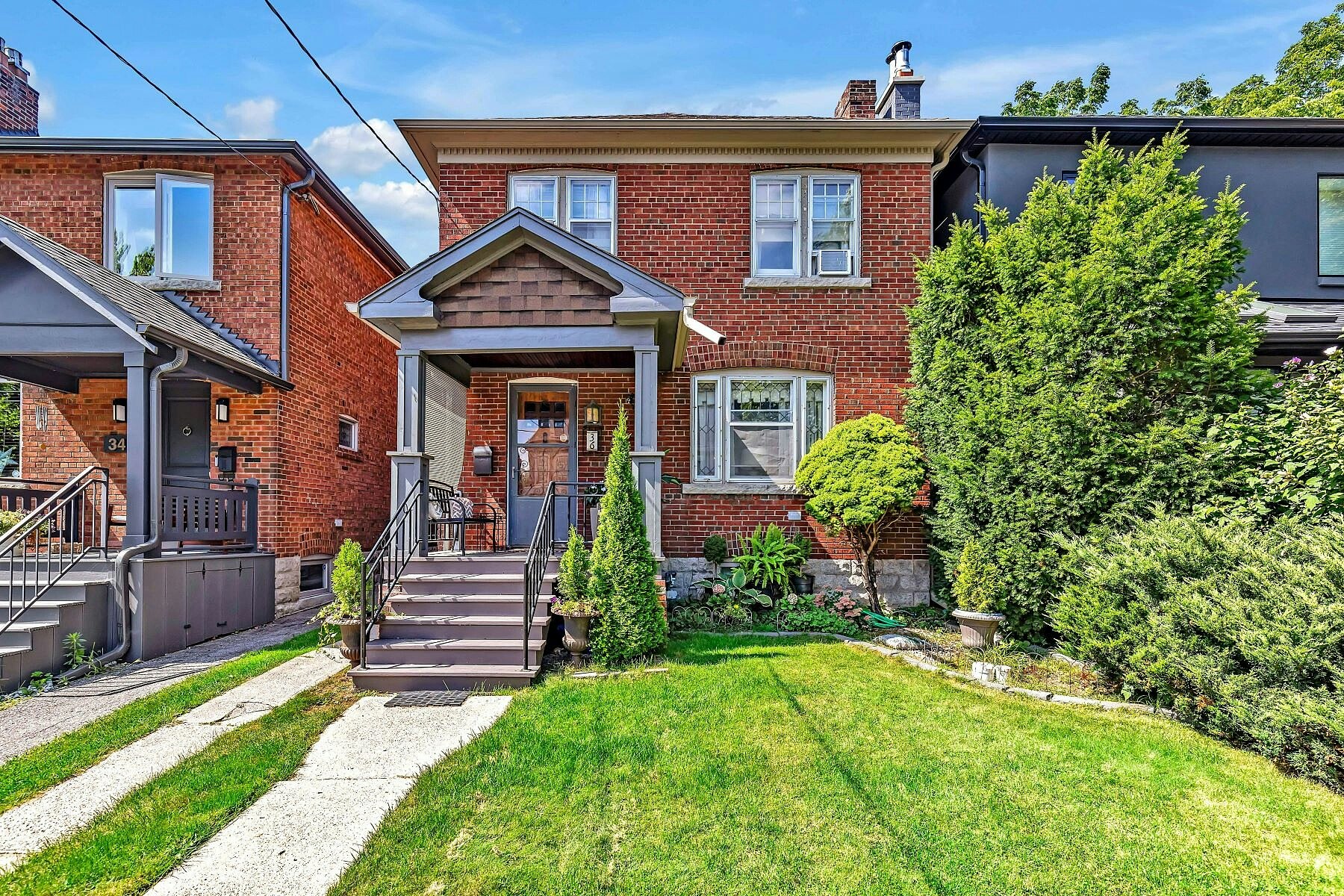 36 Hadley Road, Toronto, ON, M4S 2N9