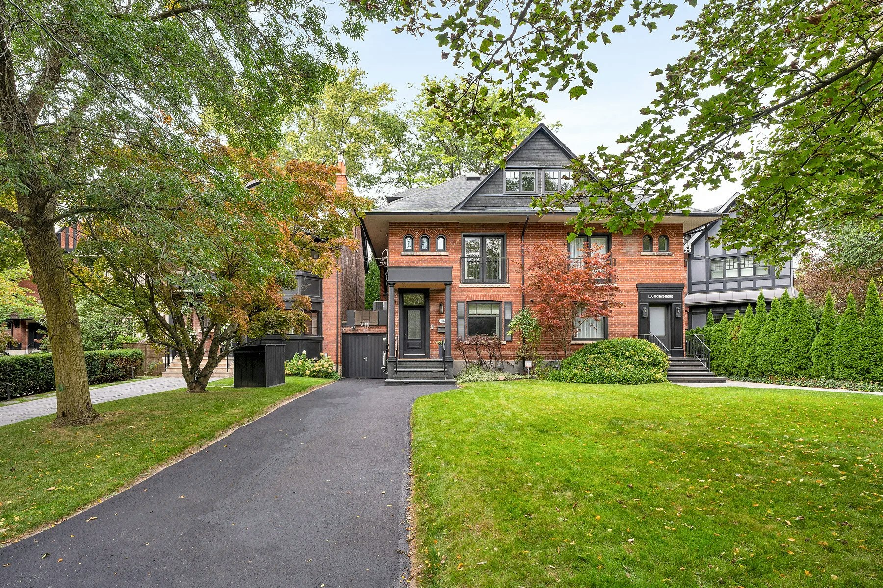 106 Highland Avenue, Toronto, ON, M4W 2A6