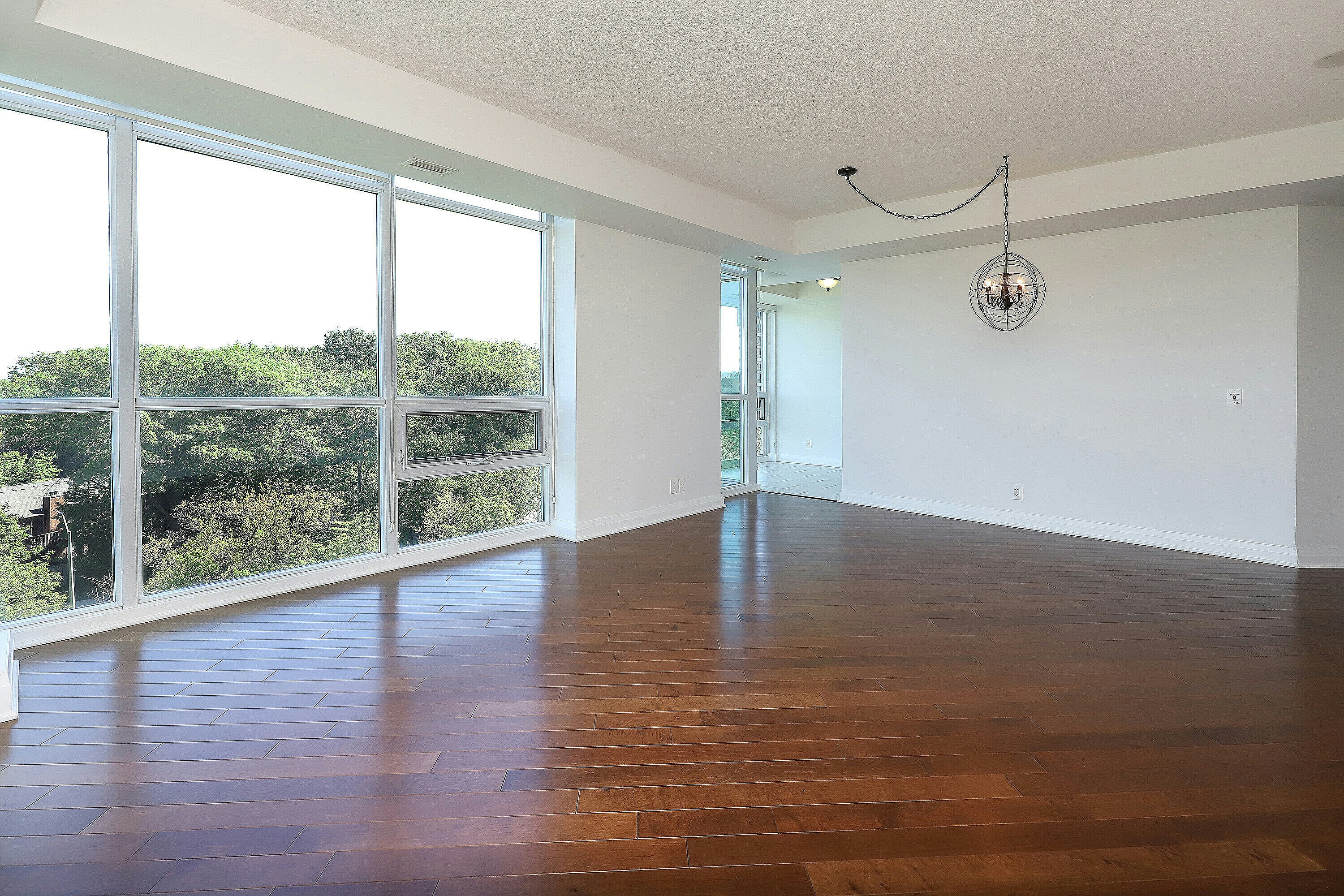 1055 Southdown 705 Road, Mississauga, ON, L5J 0A3 - 5