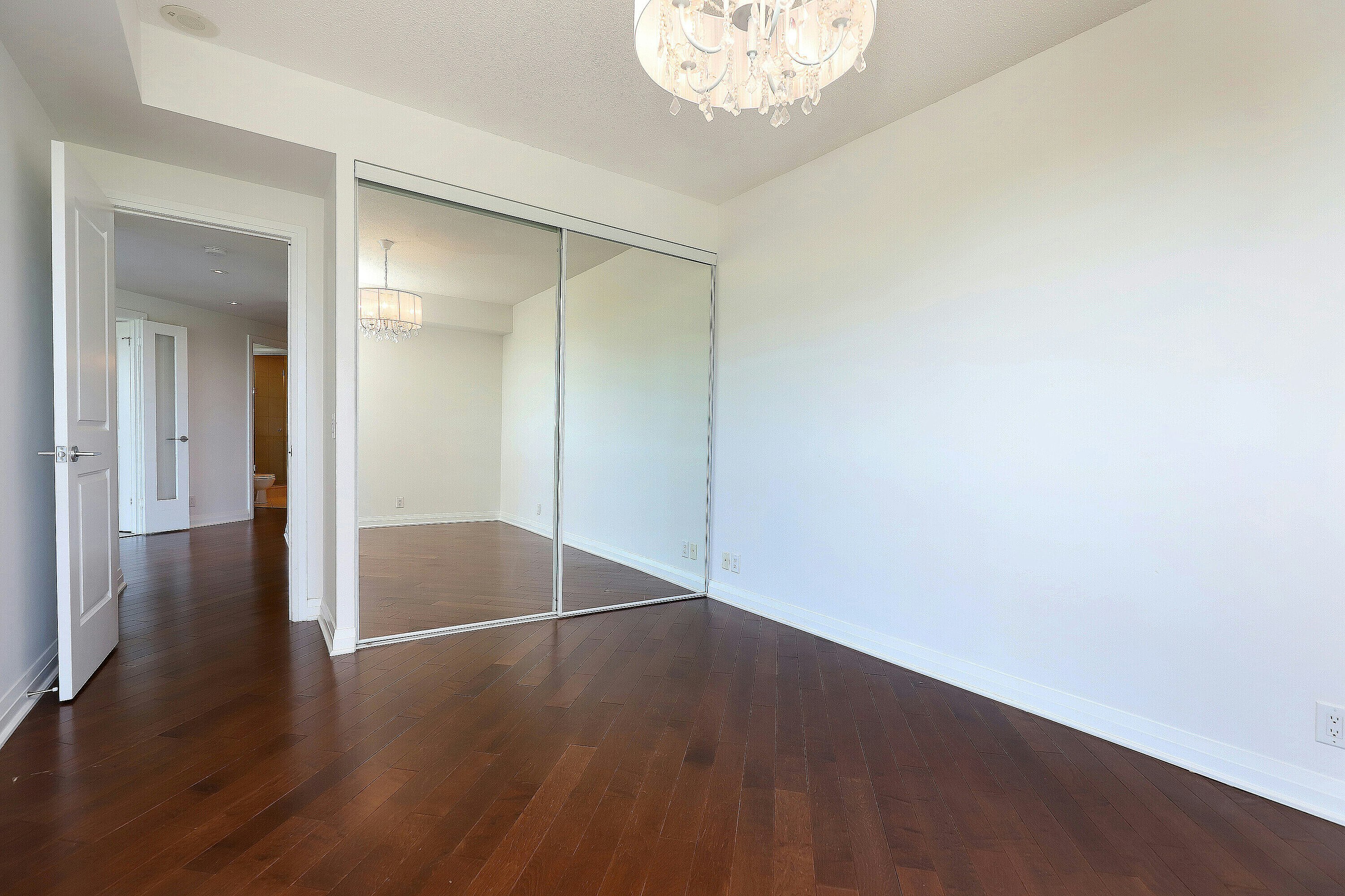 1055 Southdown 705 Road, Mississauga, ON, L5J 0A3 - 24