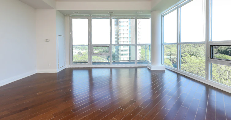 1055 Southdown 705 Road, Mississauga, ON, L5J 0A3 - 4