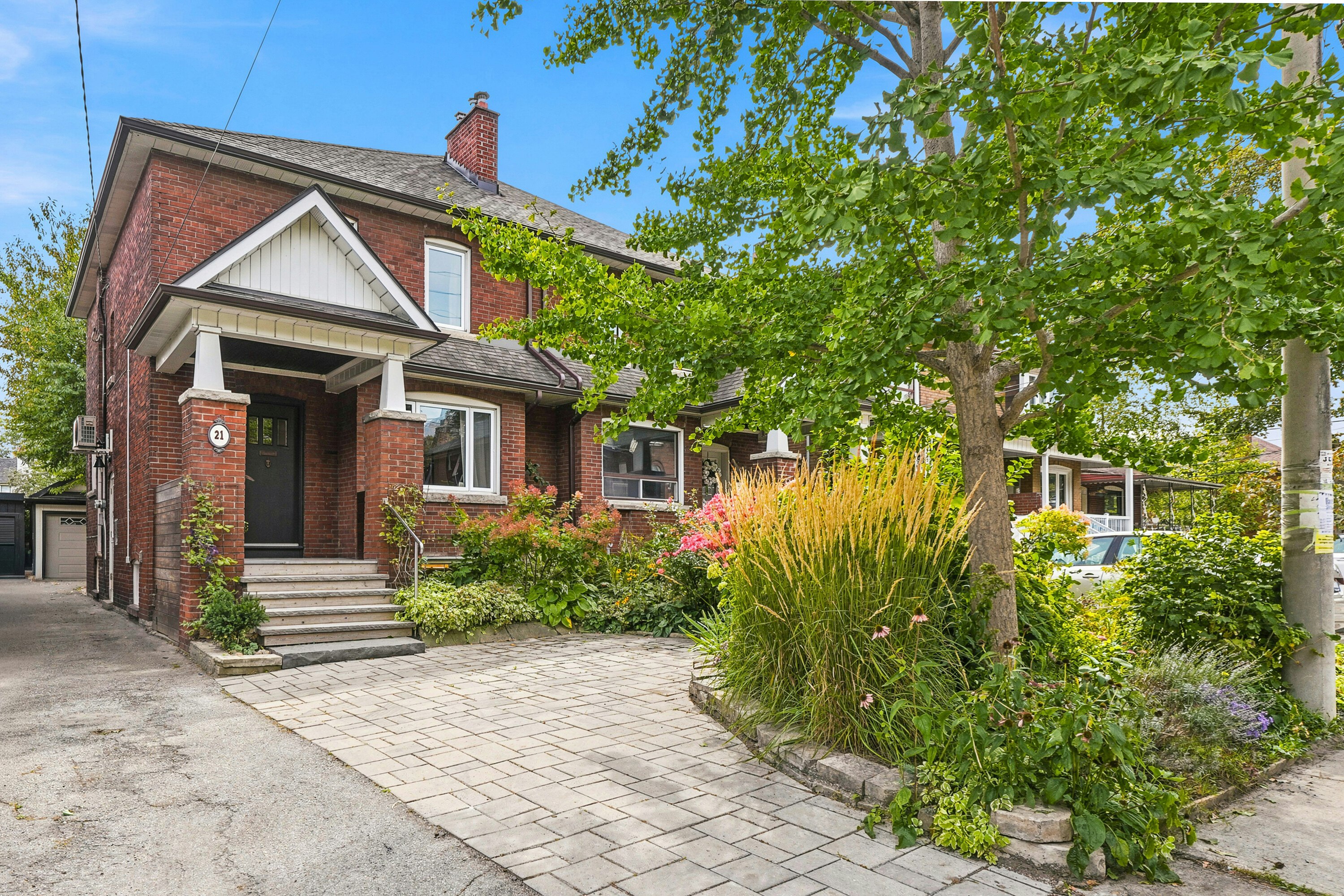 21 Sylvan Avenue, Toronto, ON, M6H 1G2