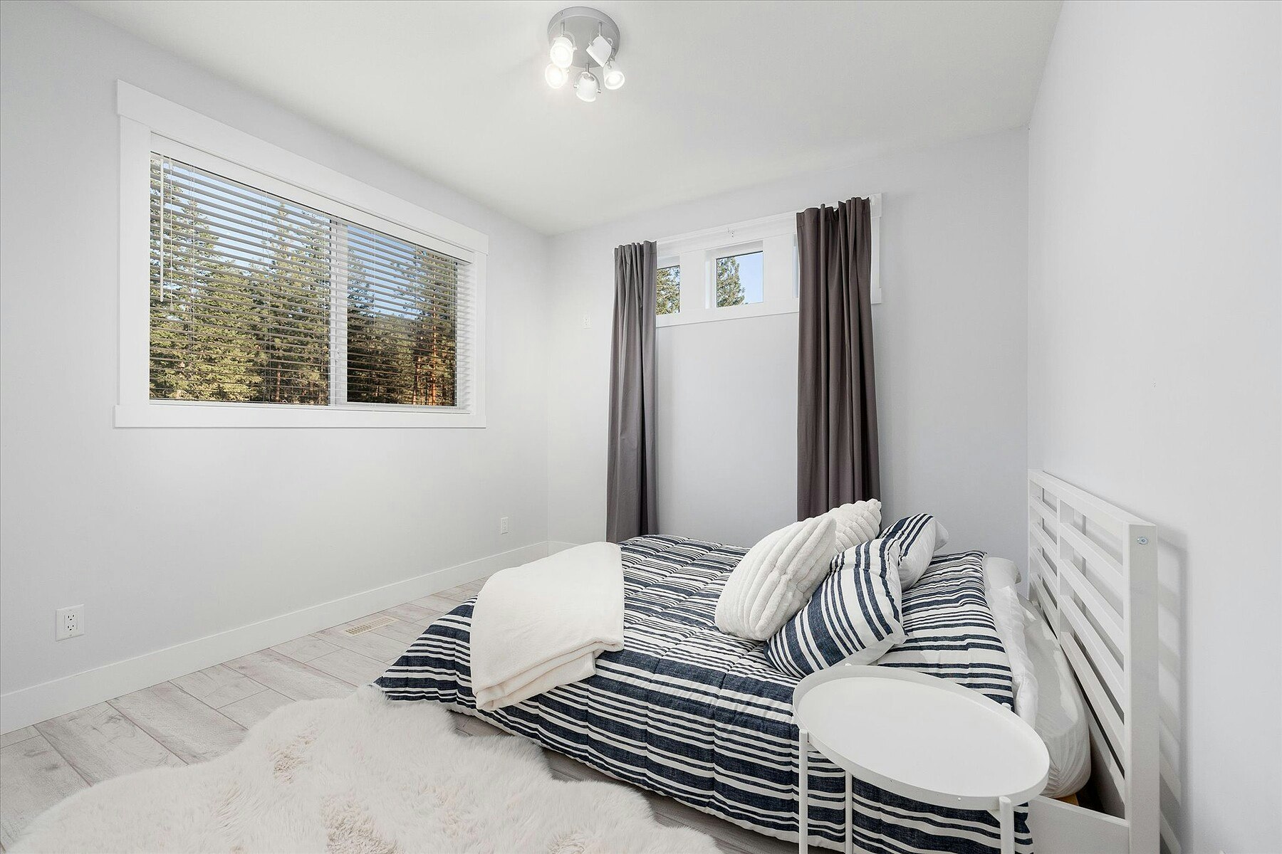 4702 Mcculloch Road, Kelowna, BC, V1W 4G1 - 28