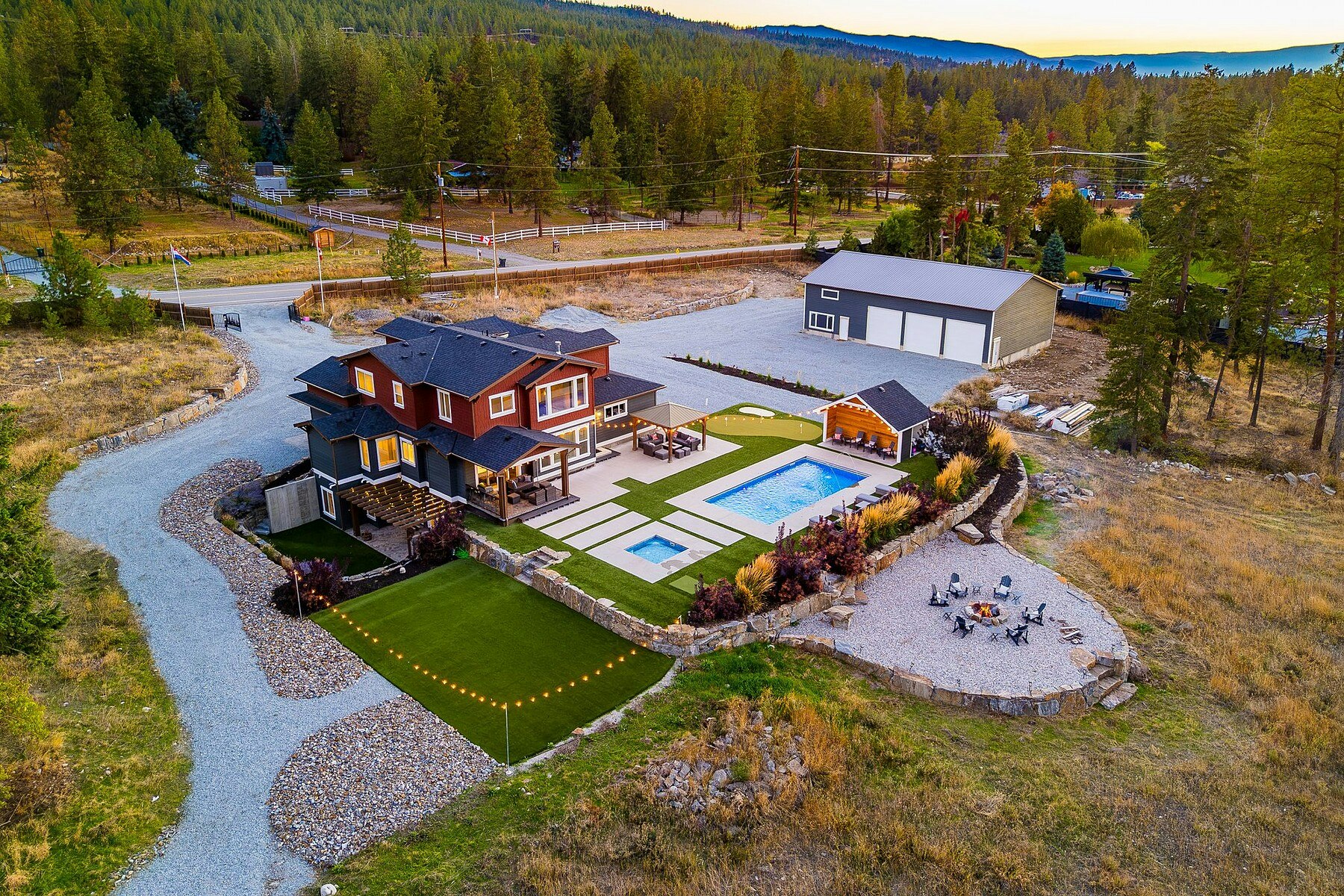 4702 Mcculloch Road, Kelowna, BC, V1W 4G1