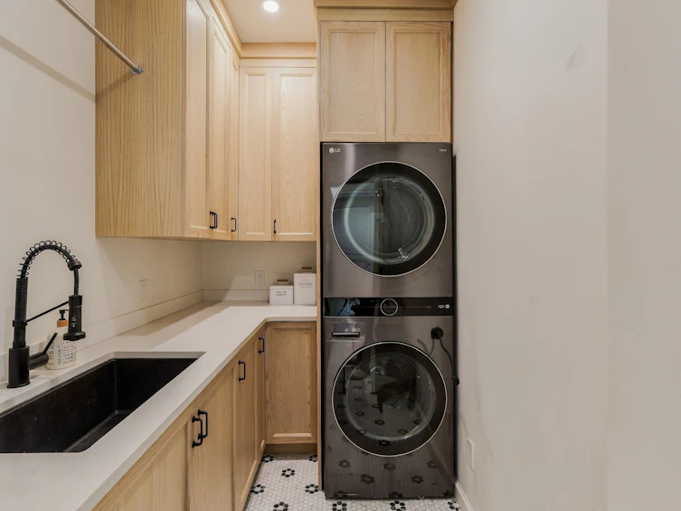 3291 Douglas Crescent, Richmond, BC, V7B 1G3 - 31