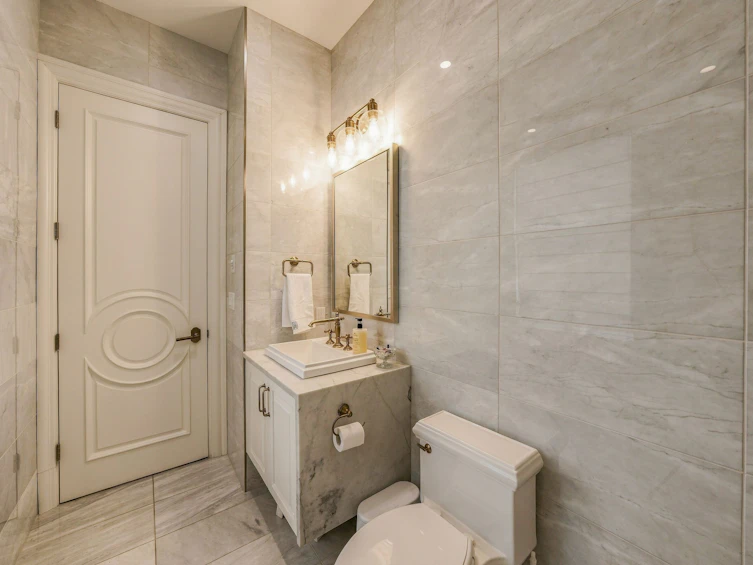 3291 Douglas Crescent, Richmond, BC, V7B 1G3 - 18