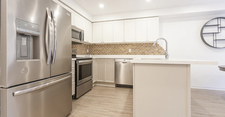 7190 Atwood 27 Lane, Mississauga, ON, L5N 7Y6 - 7