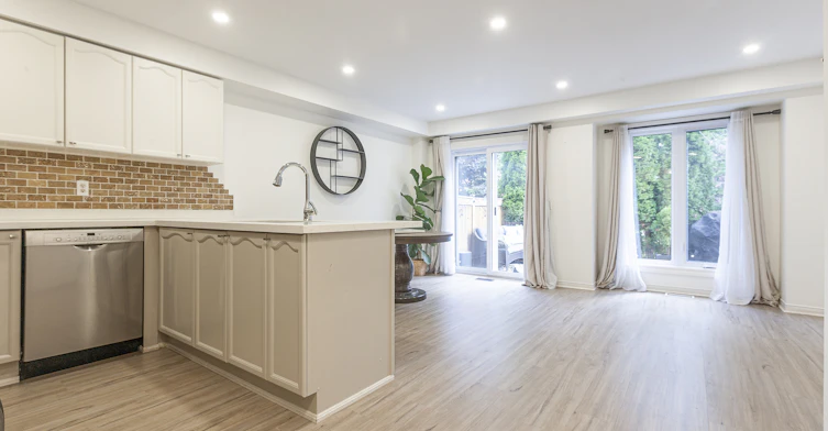 7190 Atwood 27 Lane, Mississauga, ON, L5N 7Y6 - 6