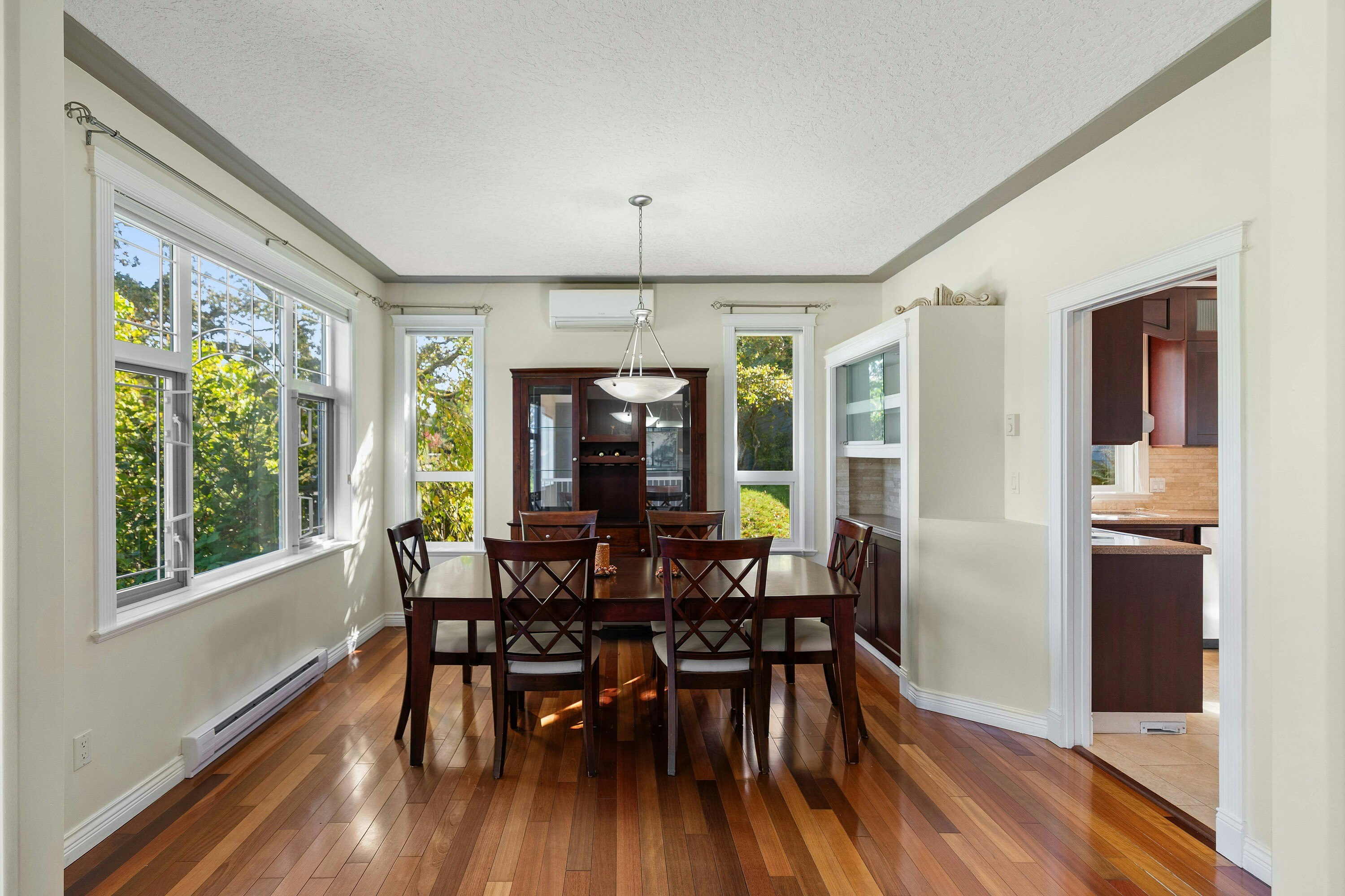 3908A Ascot Drive, Saanich, BC, V8P 3S1 - 12