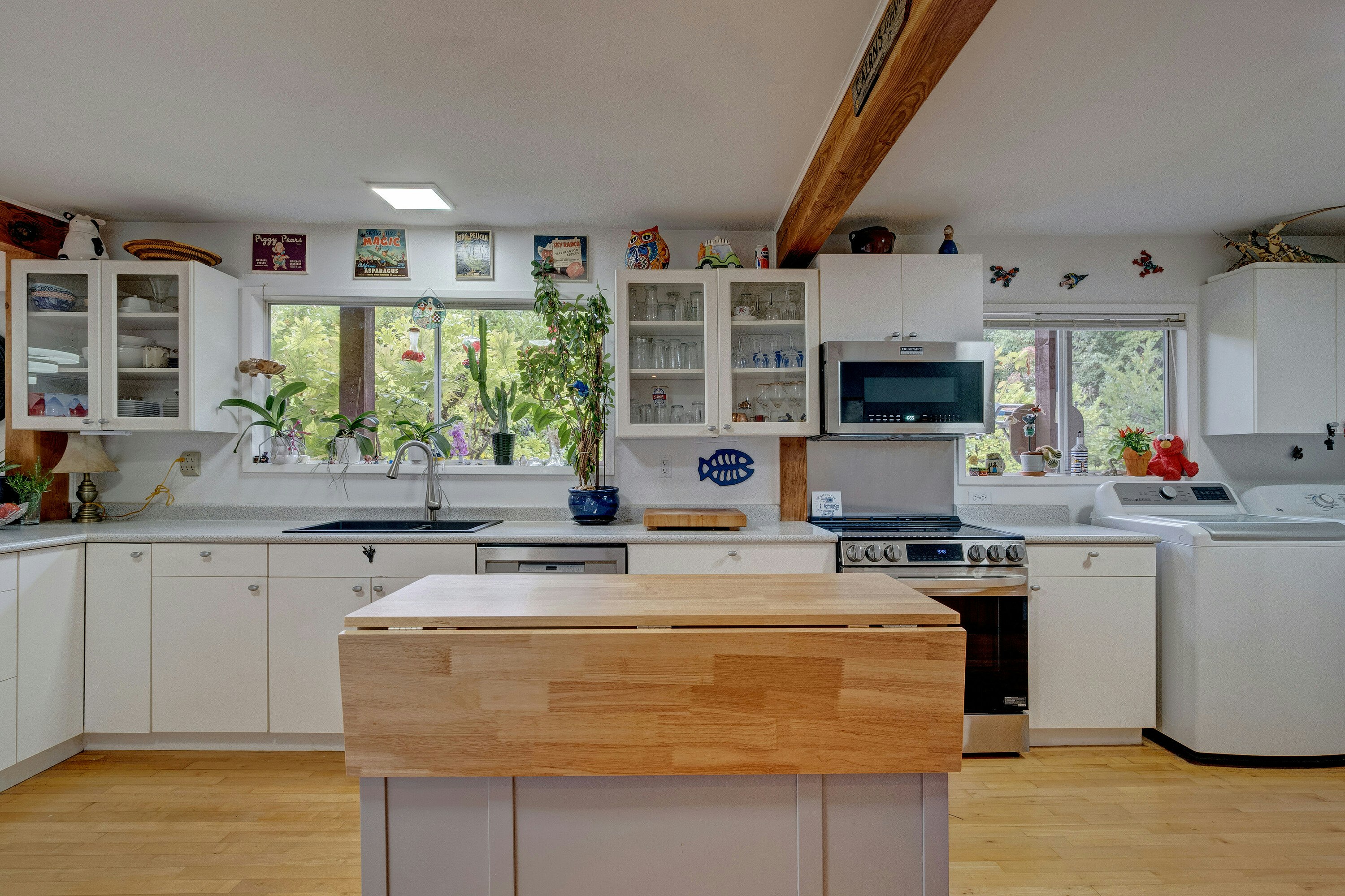 5206 Radcliffe Road, Sechelt, BC, V7Z 0C1 - 3