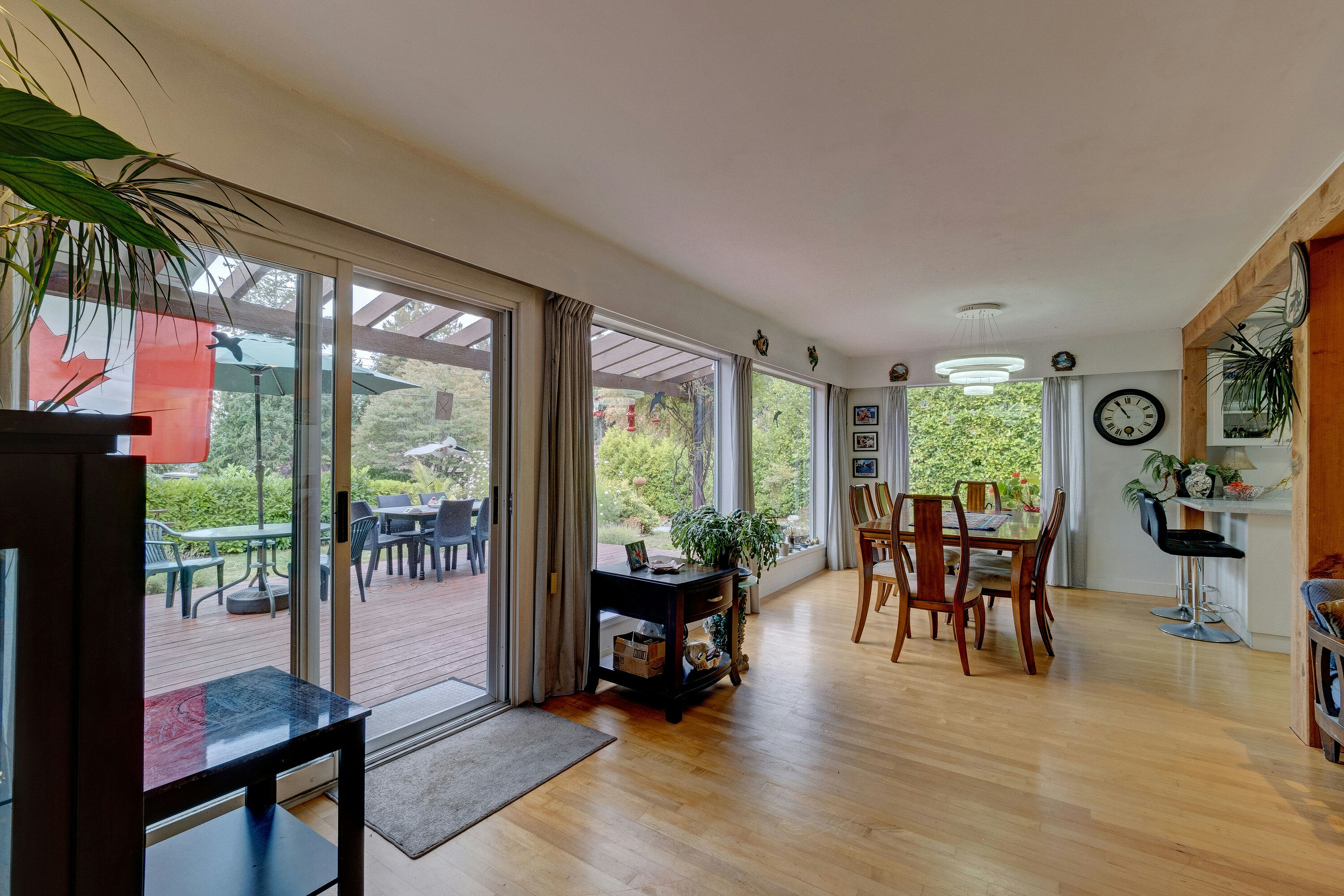 5206 Radcliffe Road, Sechelt, BC, V7Z 0C1 - 8