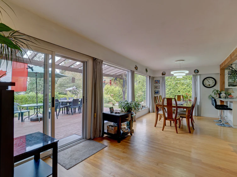 5206 Radcliffe Road, Sechelt, BC, V7Z 0C1 - 8