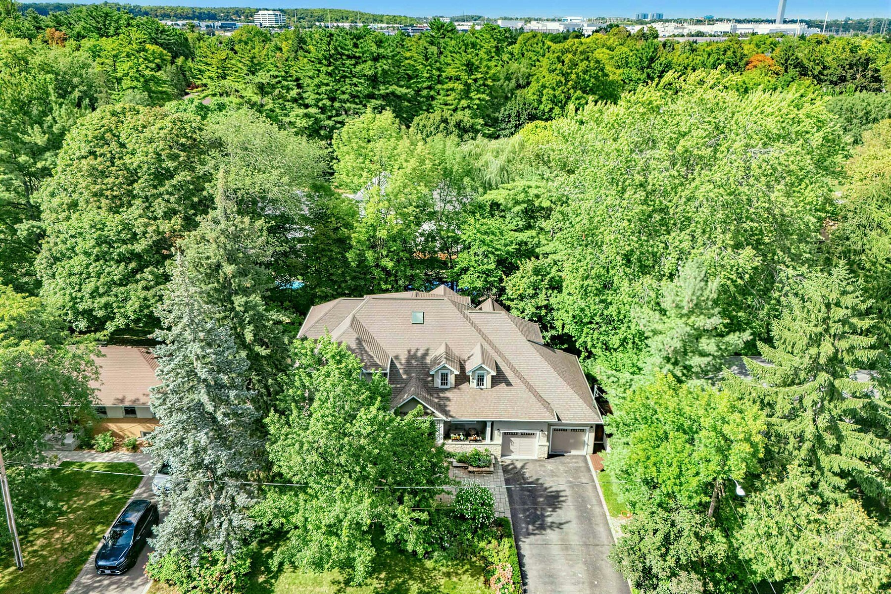 407 Cairncroft Road, Oakville, ON, L6J 4M8 4