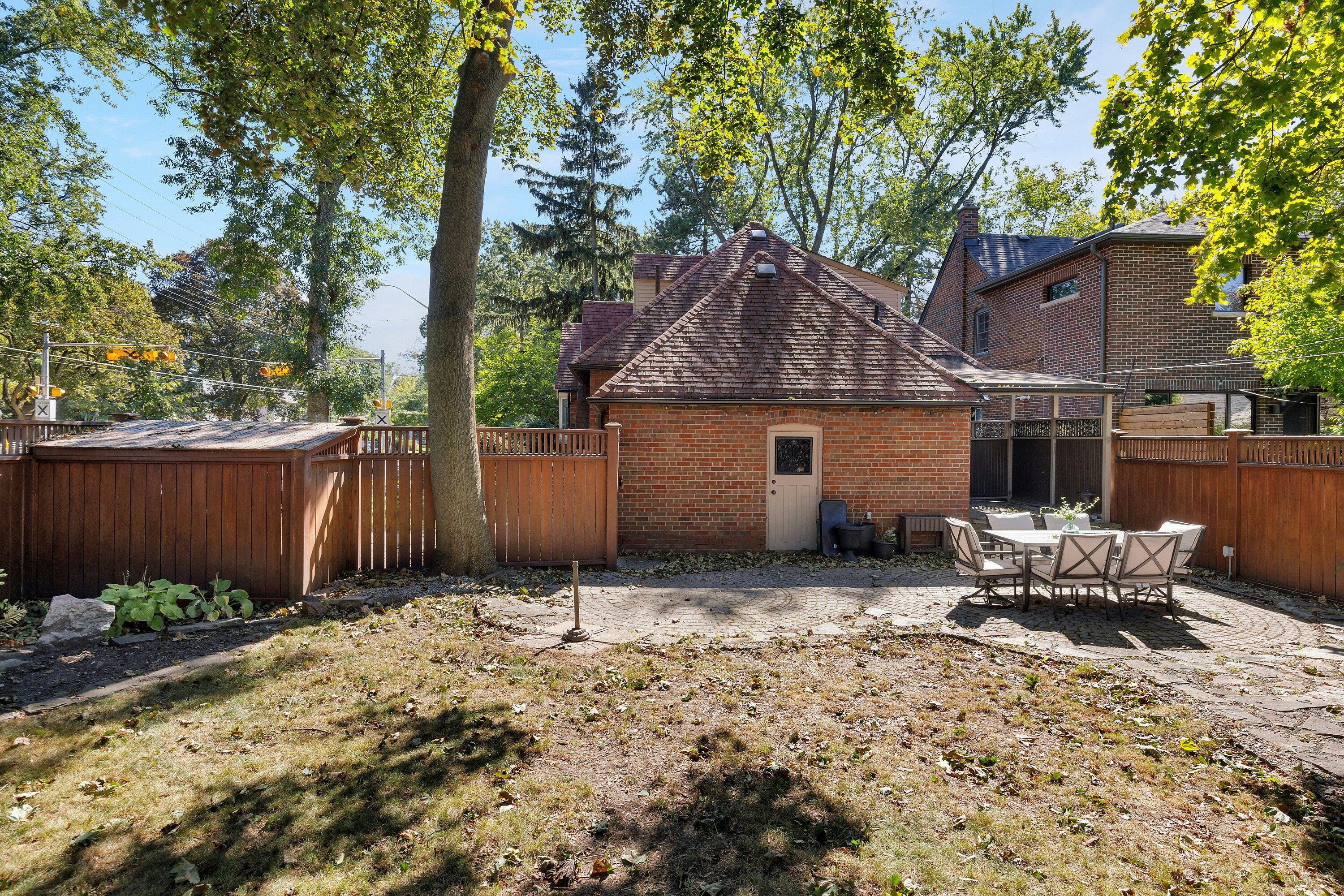 1048 Royal York Road, Toronto, ON, M8X 2G7 - 39