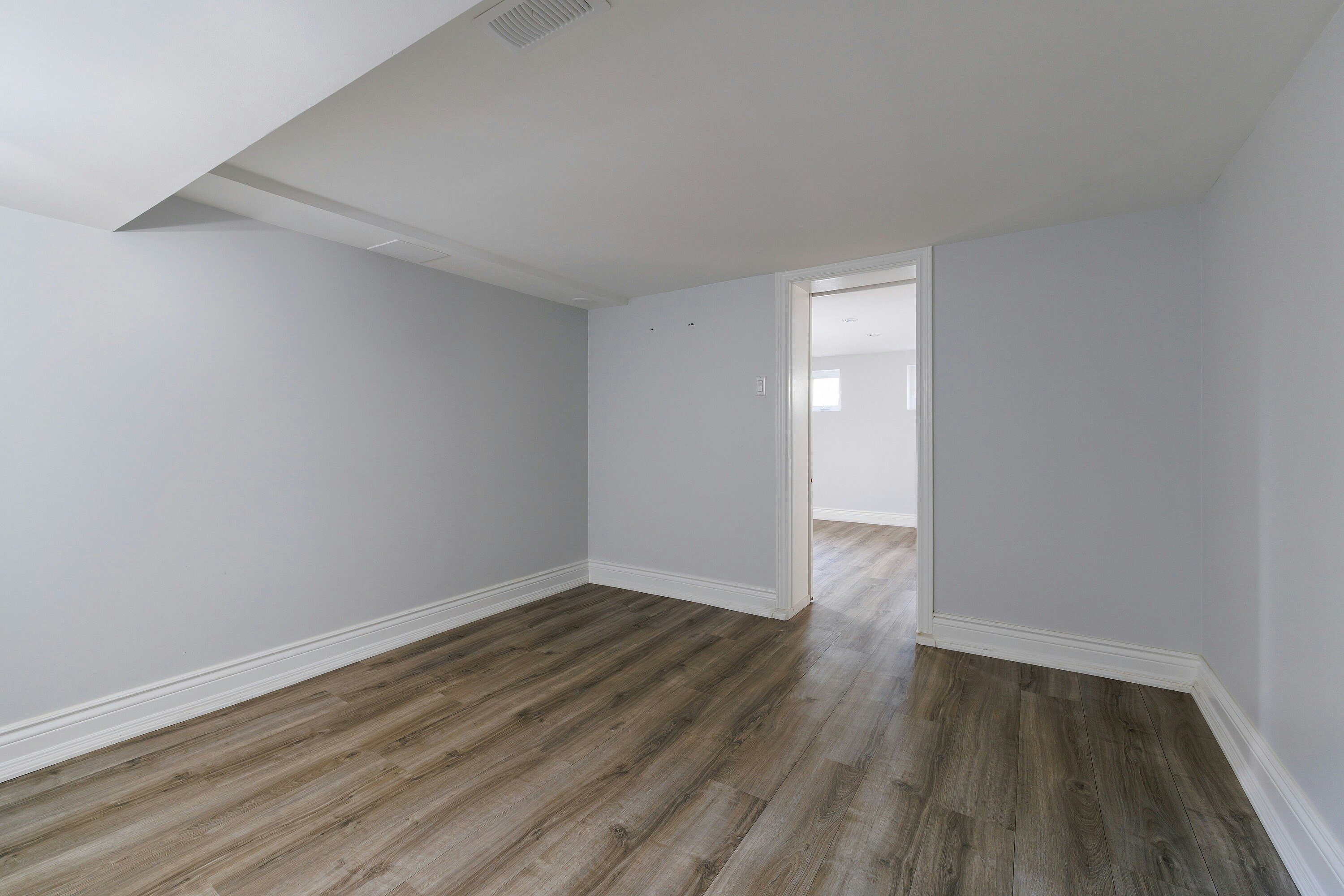 1048 Royal York Road, Toronto, ON, M8X 2G7 - 21