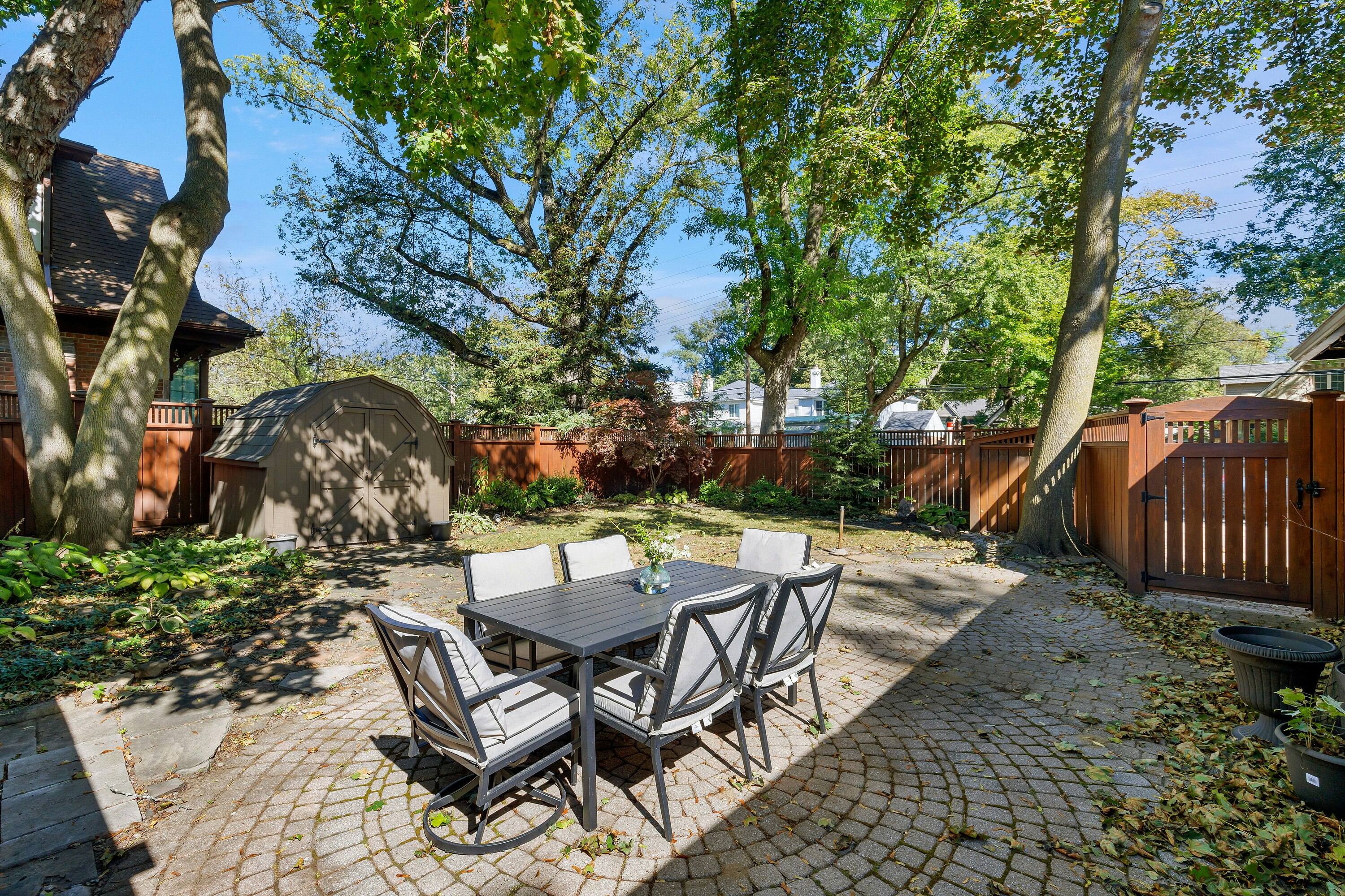 1048 Royal York Road, Toronto, ON, M8X 2G7 - 38