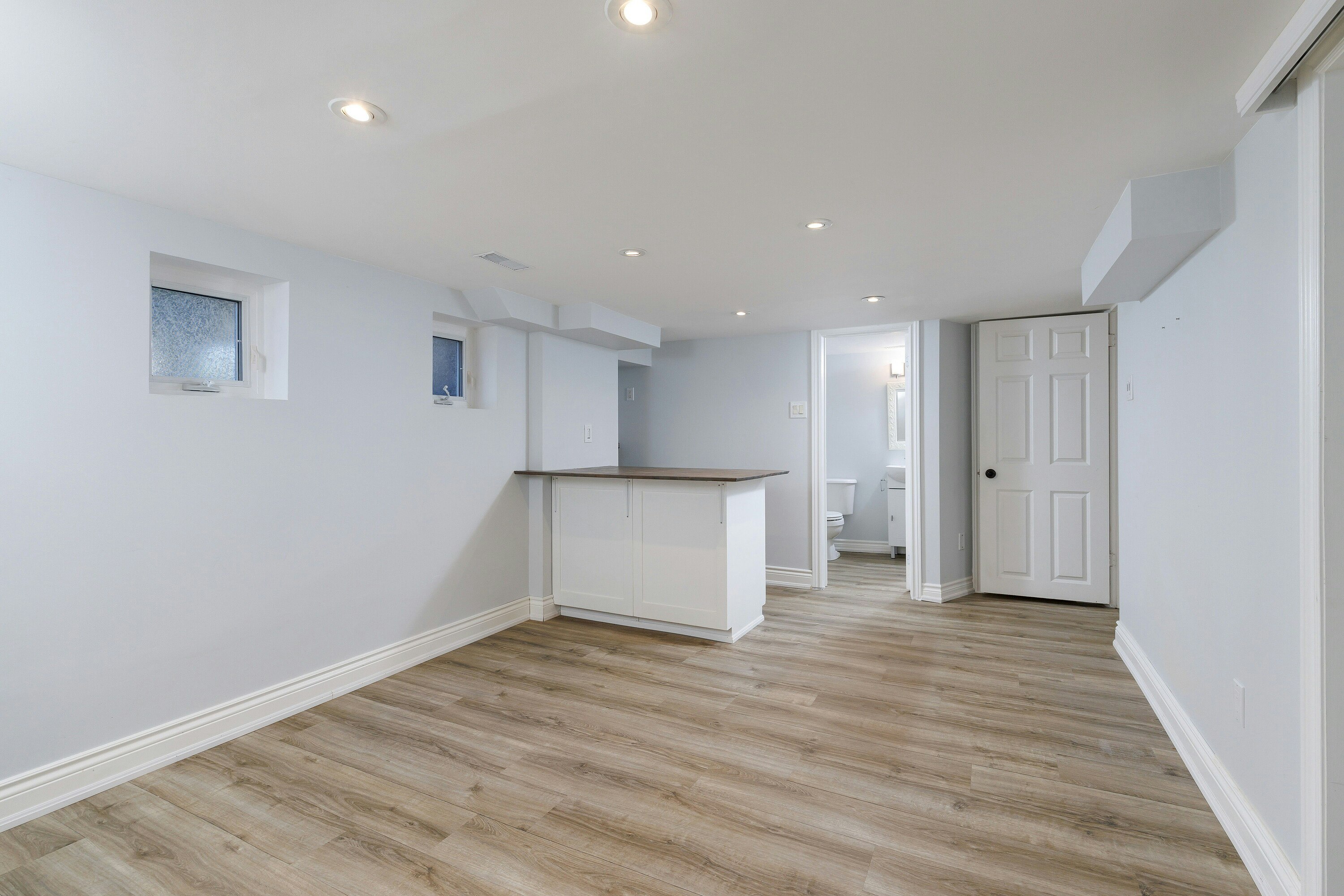 1048 Royal York Road, Toronto, ON, M8X 2G7 - 22