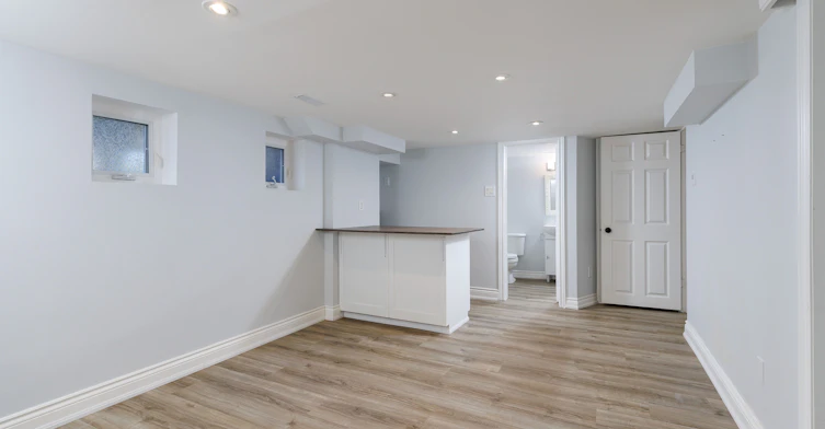 1048 Royal York Road, Toronto, ON, M8X 2G7 - 22
