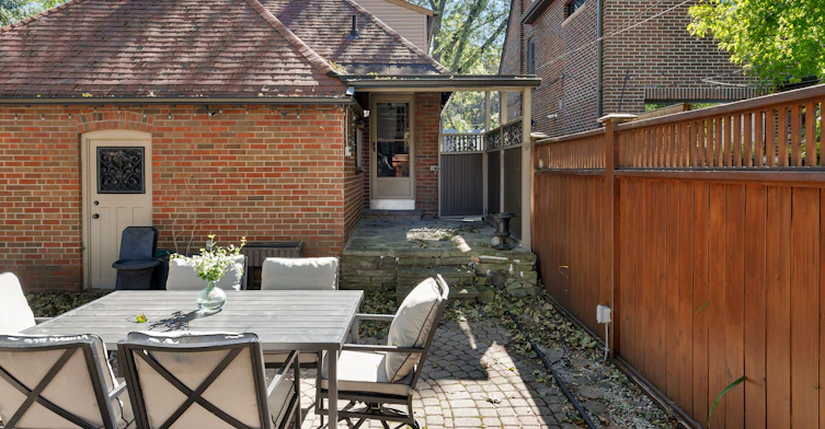 1048 Royal York Road, Toronto, ON, M8X 2G7 - 37