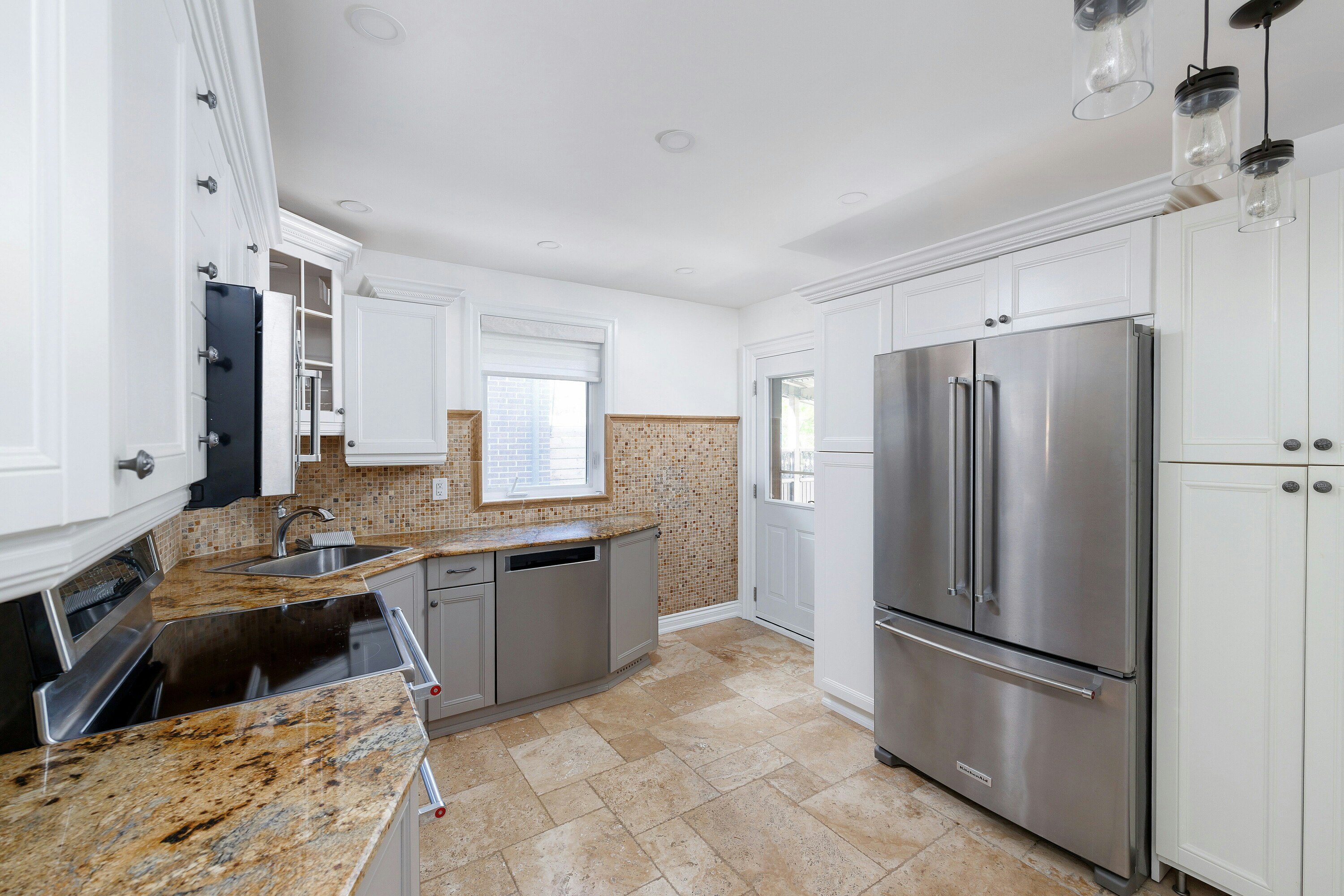 1048 Royal York Road, Toronto, ON, M8X 2G7 - 27