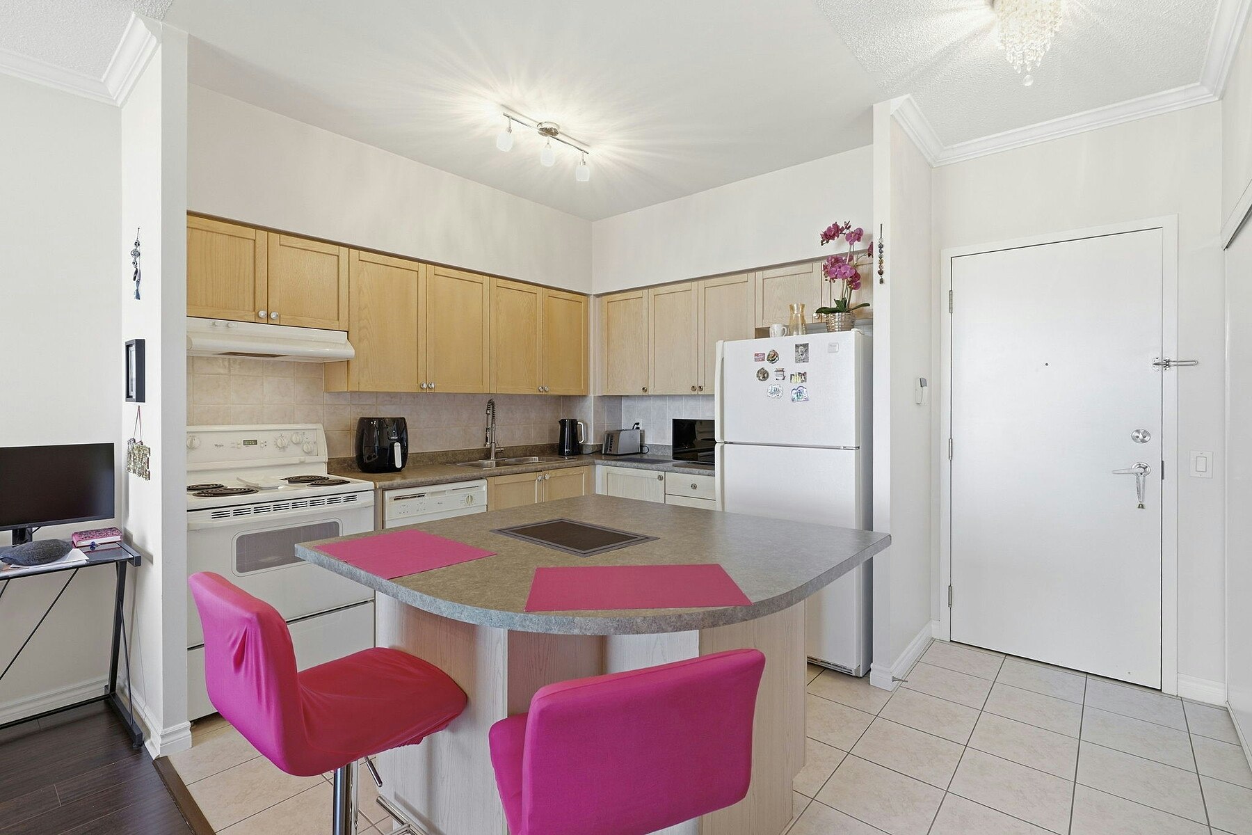 2112-55 Strathaven Drive, Mississauga, ON, L5R 4G9 - 4