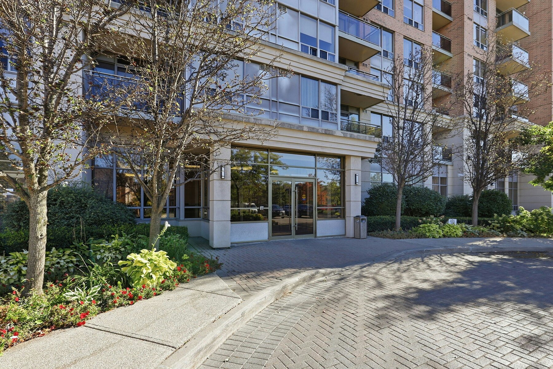 2112-55 Strathaven Drive, Mississauga, ON, L5R 4G9 - 2