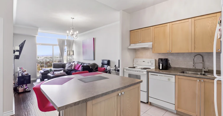 2112-55 Strathaven Drive, Mississauga, ON, L5R 4G9