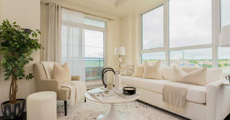 521-11611 Yonge Street, Richmond Hill, ON, L4E 1G2 - 3