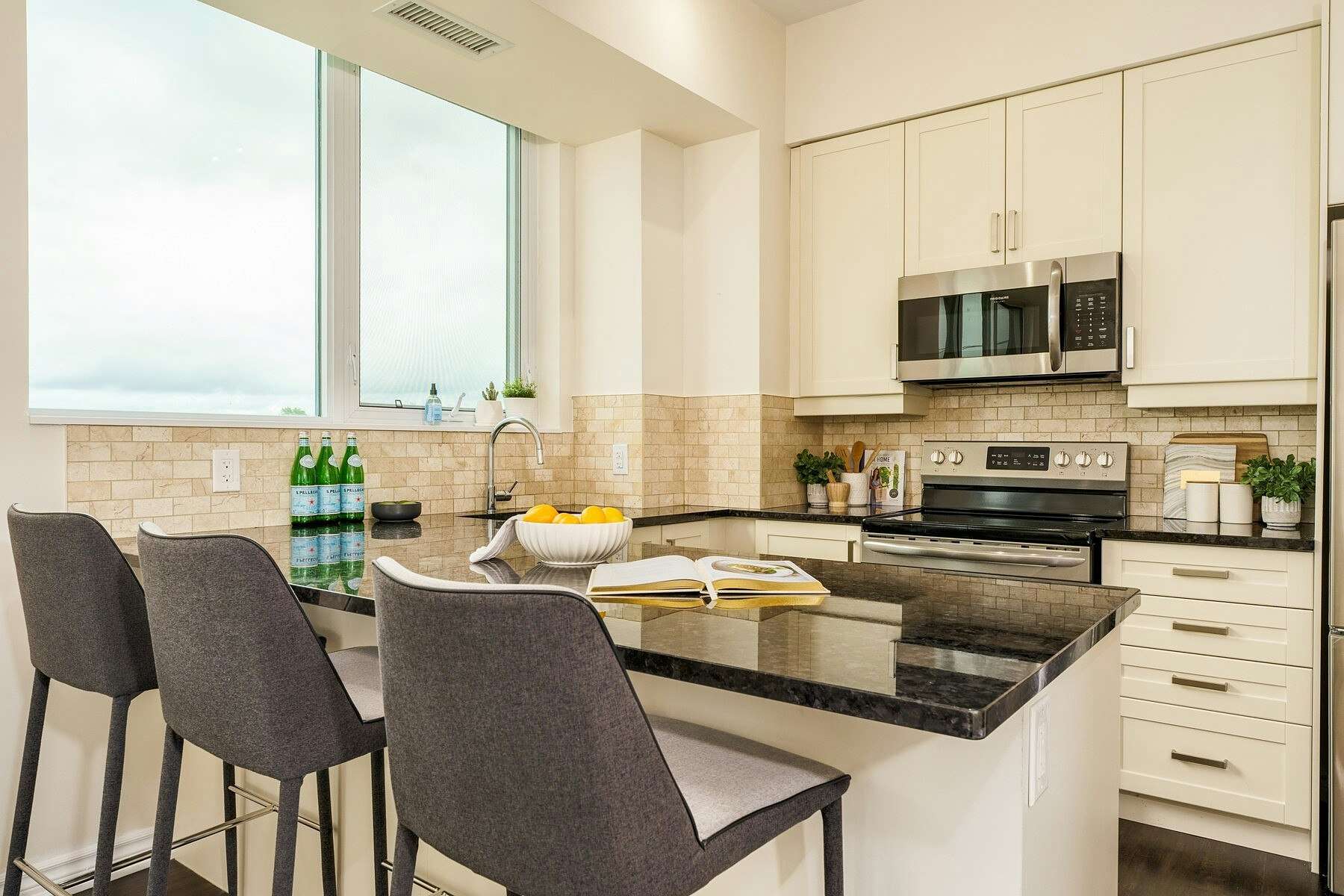 521-11611 Yonge Street, Richmond Hill, ON, L4E 1G2 - 10