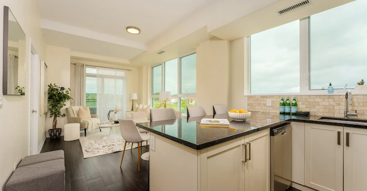 521-11611 Yonge Street, Richmond Hill, ON, L4E 1G2 - 17