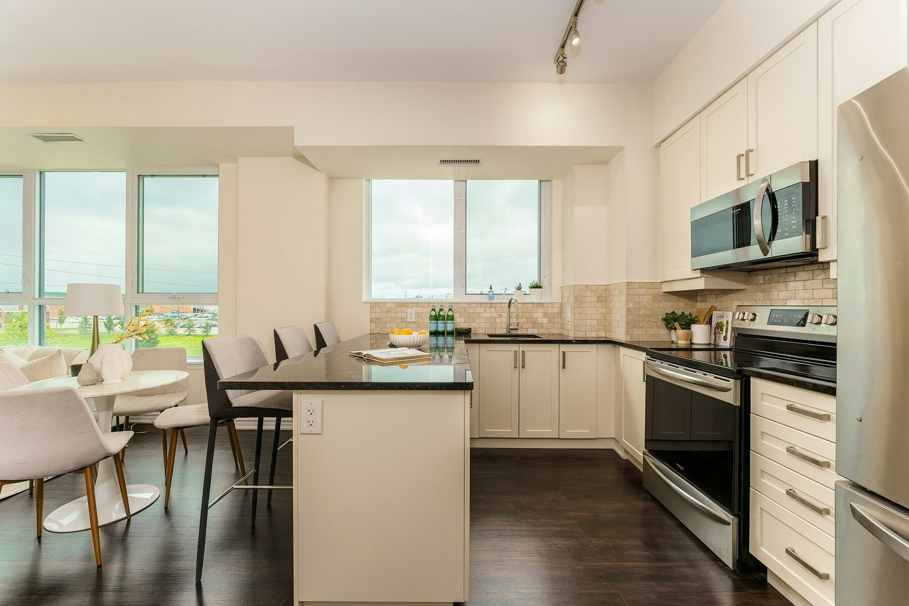 521-11611 Yonge Street, Richmond Hill, ON, L4E 1G2 - 16