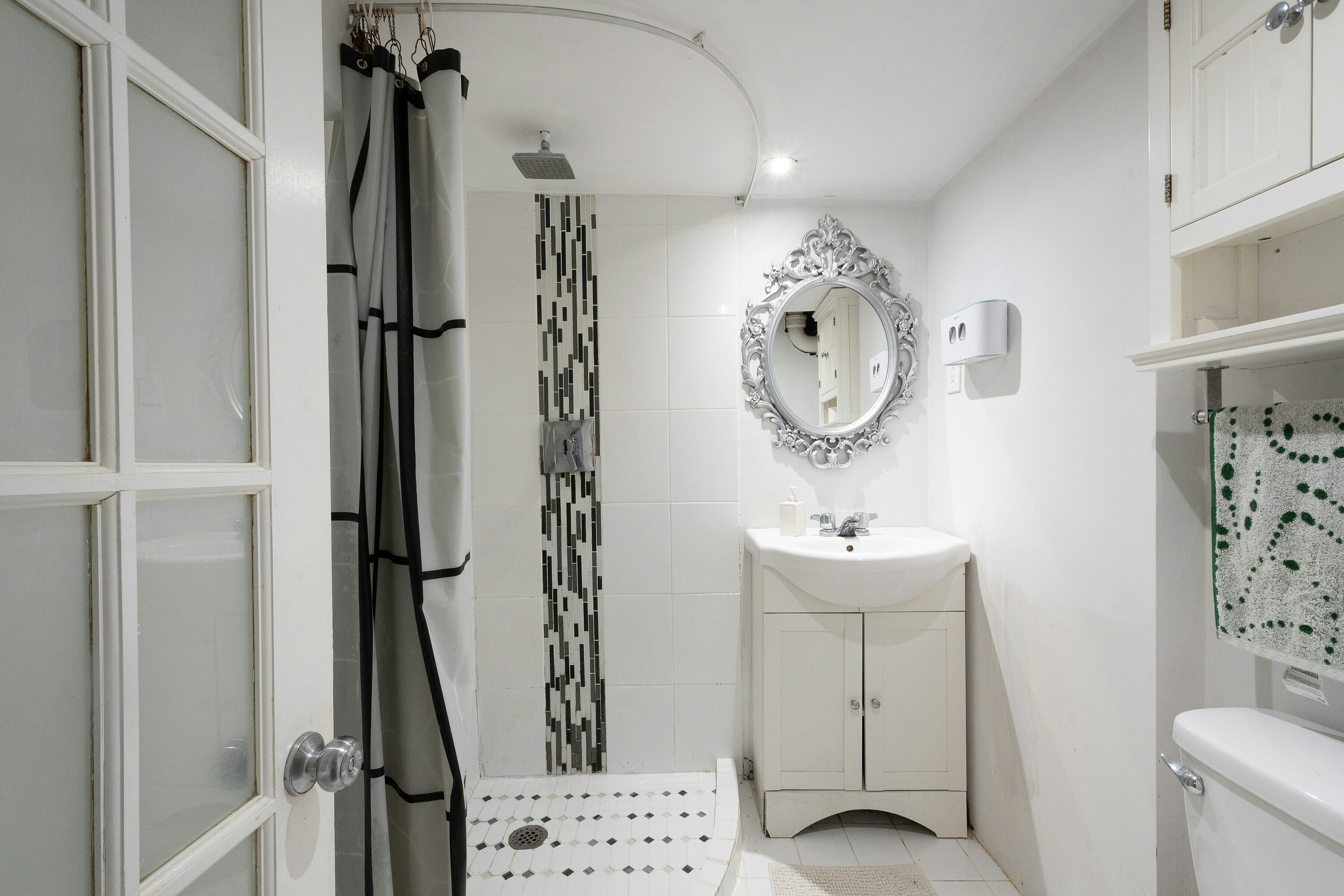 219 E 29th Street, North Vancouver, BC, V7N 1C8 - 24