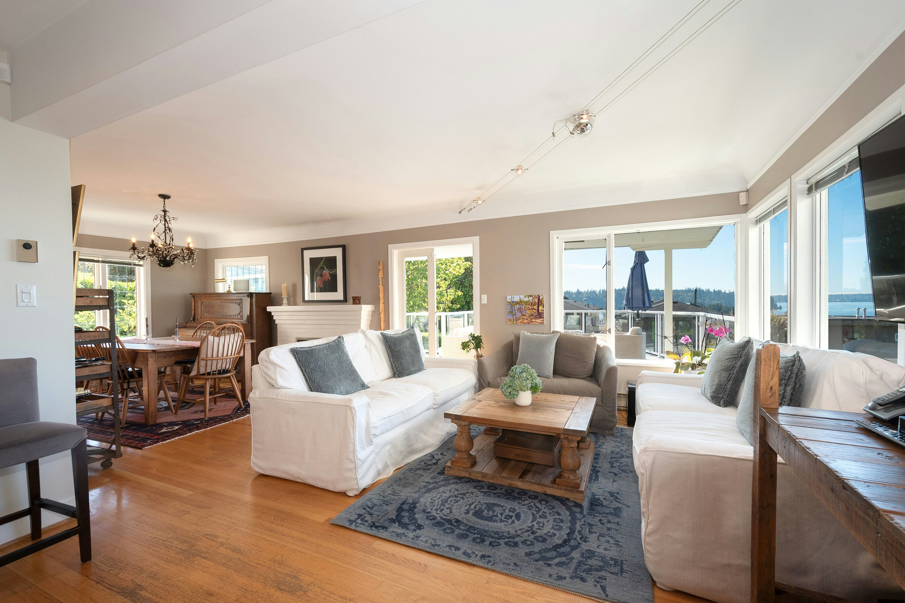 1104 Esquimalt Avenue, West Vancouver, BC, V7T 1K1 - 6