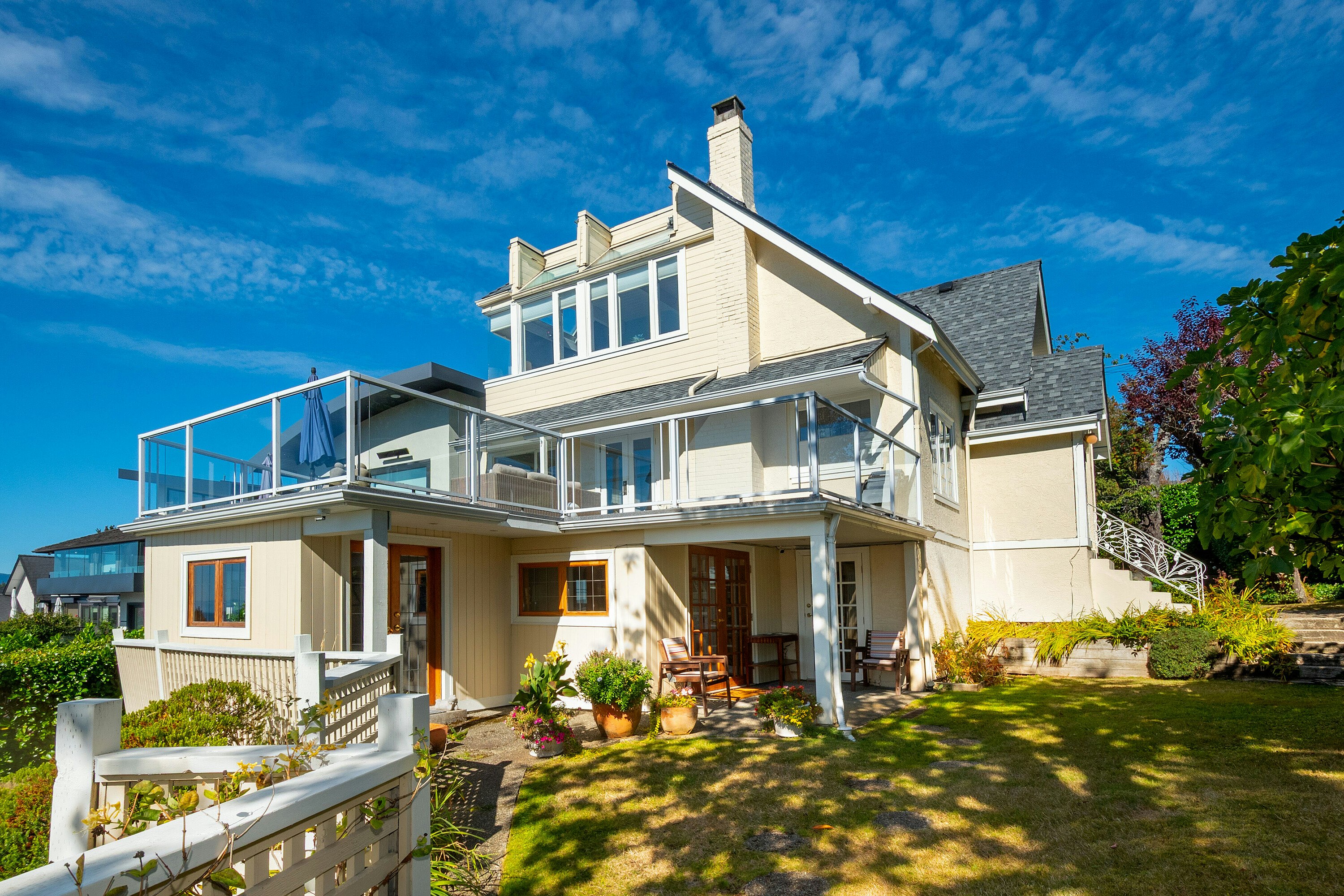 1104 Esquimalt Avenue, West Vancouver, BC, V7T 1K1 - 2
