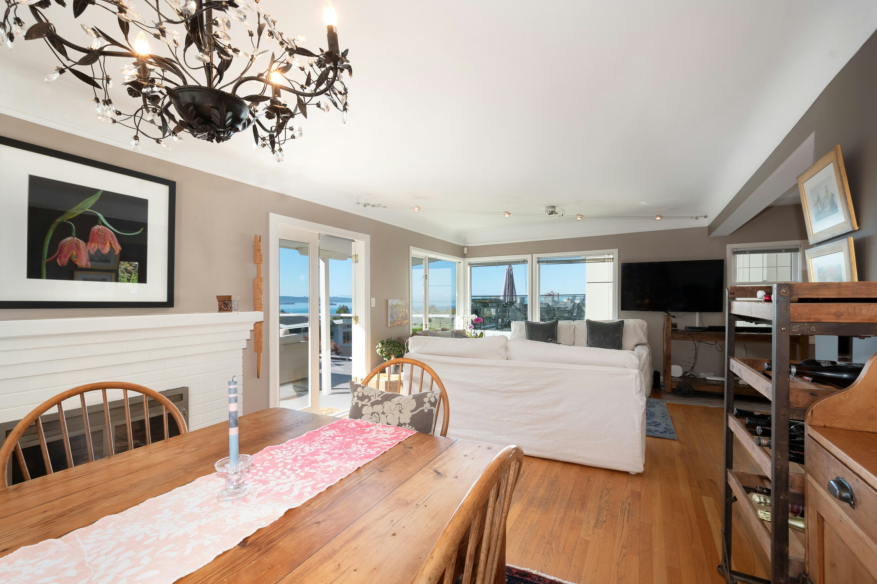 1104 Esquimalt Avenue, West Vancouver, BC, V7T 1K1 - 8