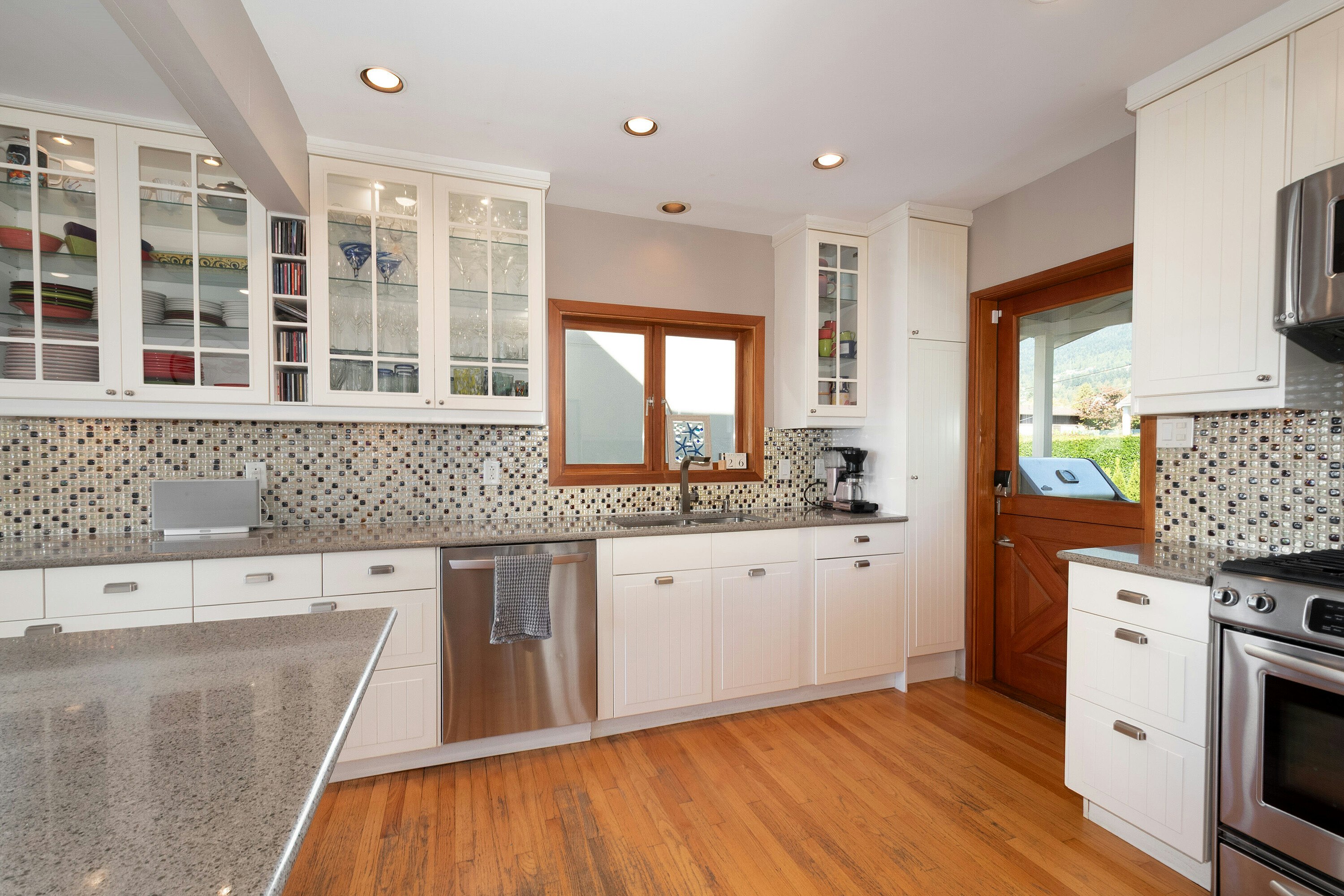 1104 Esquimalt Avenue, West Vancouver, BC, V7T 1K1 - 23
