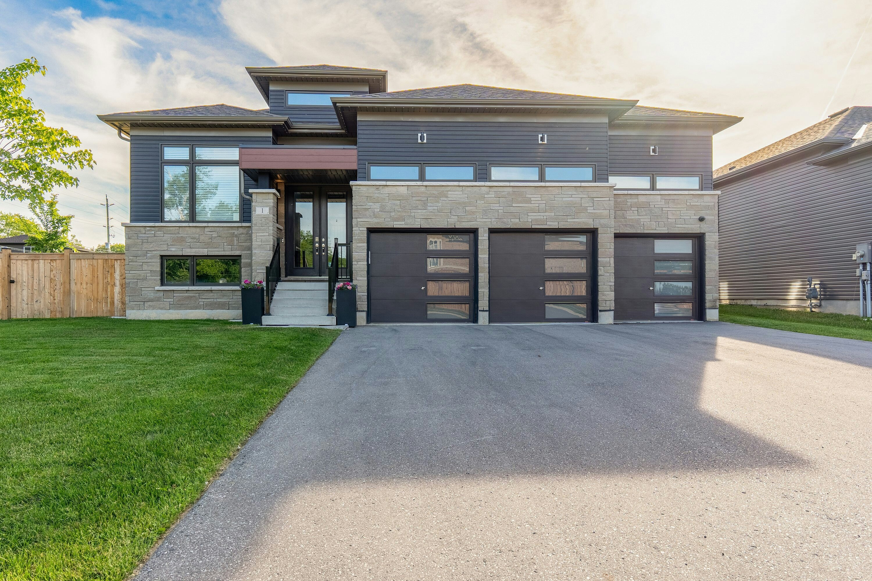 1 Chiara Drive, Wasaga Beach, ON, L9Z 0L5