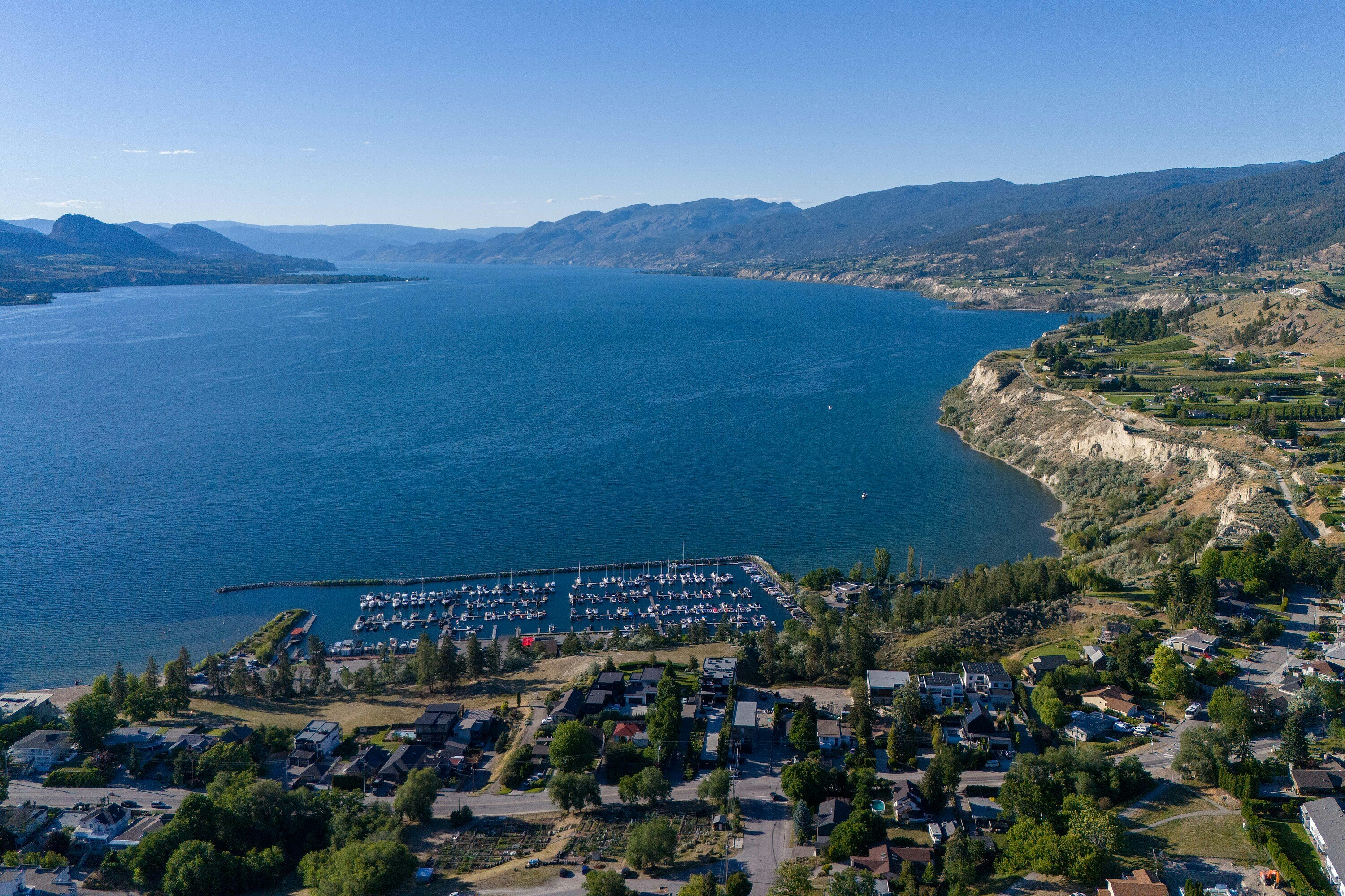 593 Vancouver Avenue, Penticton, BC, V2A 1A4