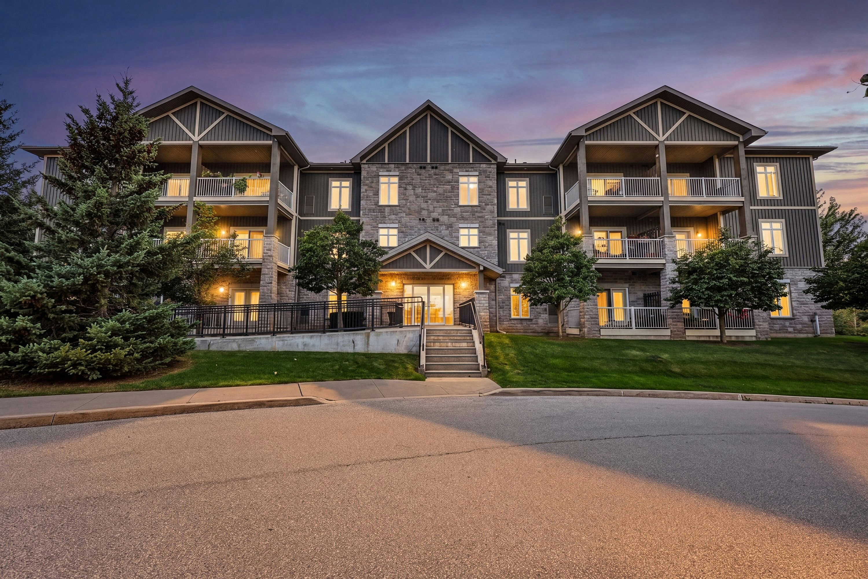 307-25 Beaver Street S, Blue Mountains, ON, N0H 2P0