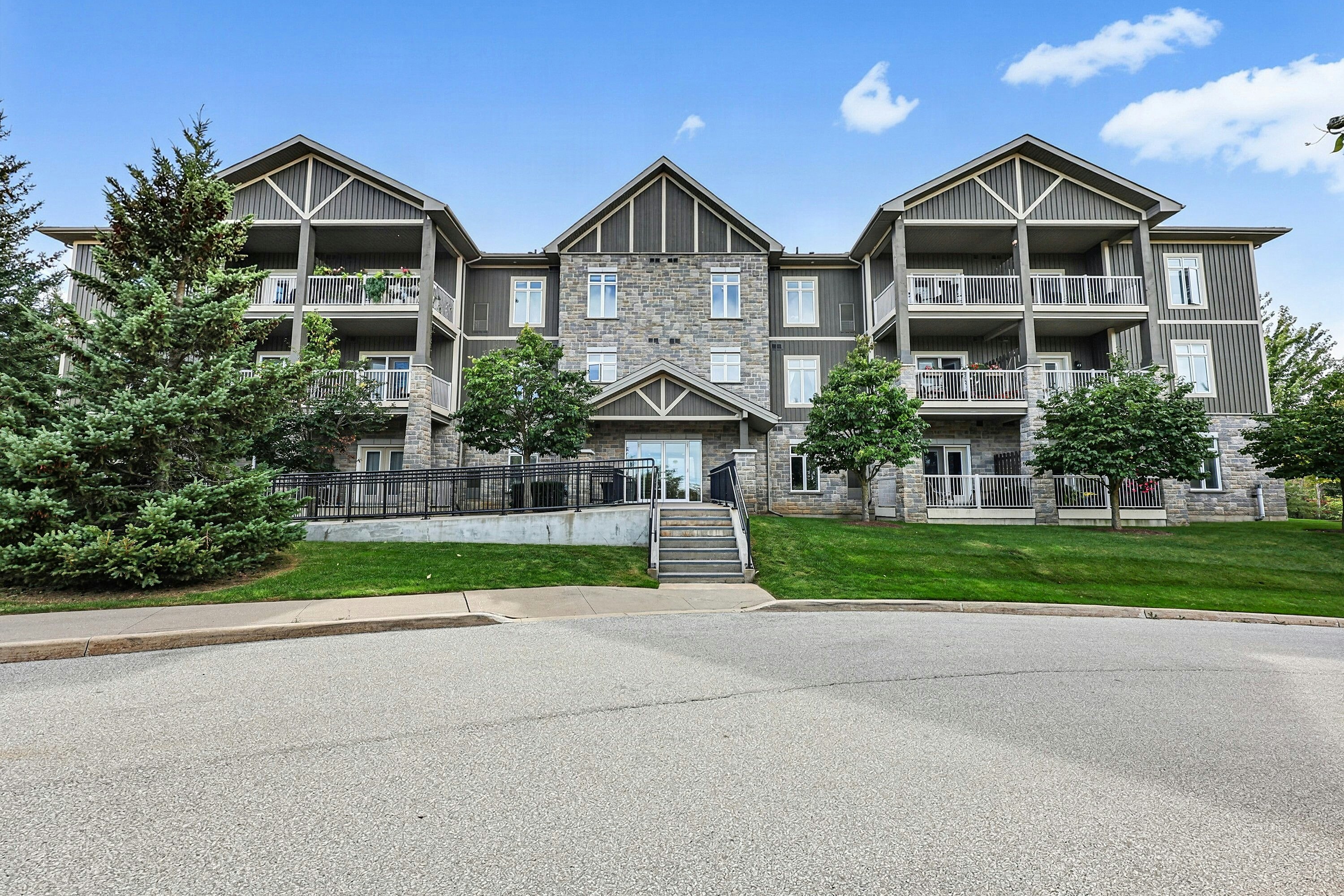 307-25 Beaver Street S, Blue Mountains, ON, N0H 2P0 - 2