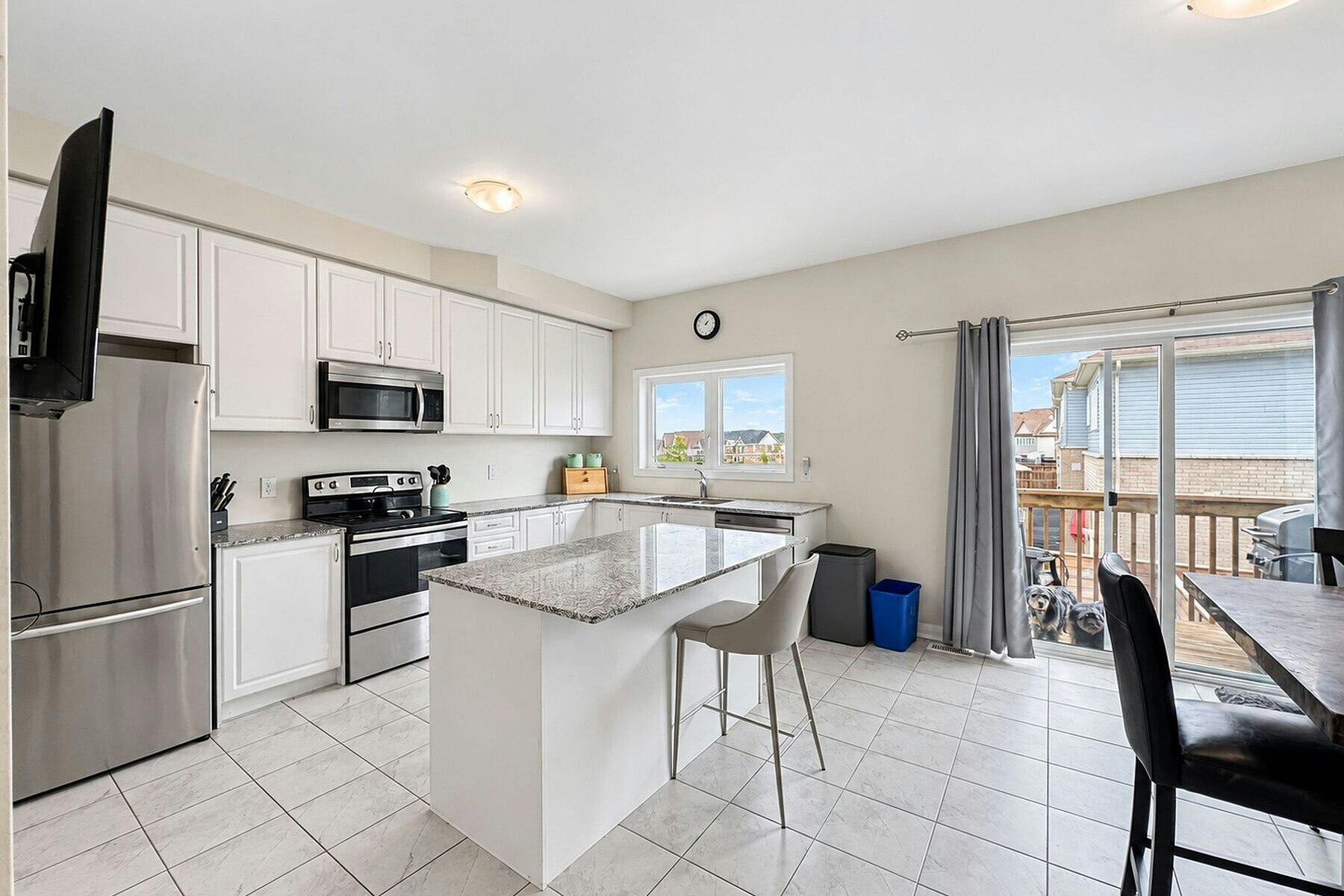 4018 Fracchioni Drive, Lincoln, ON, L3J 0R8