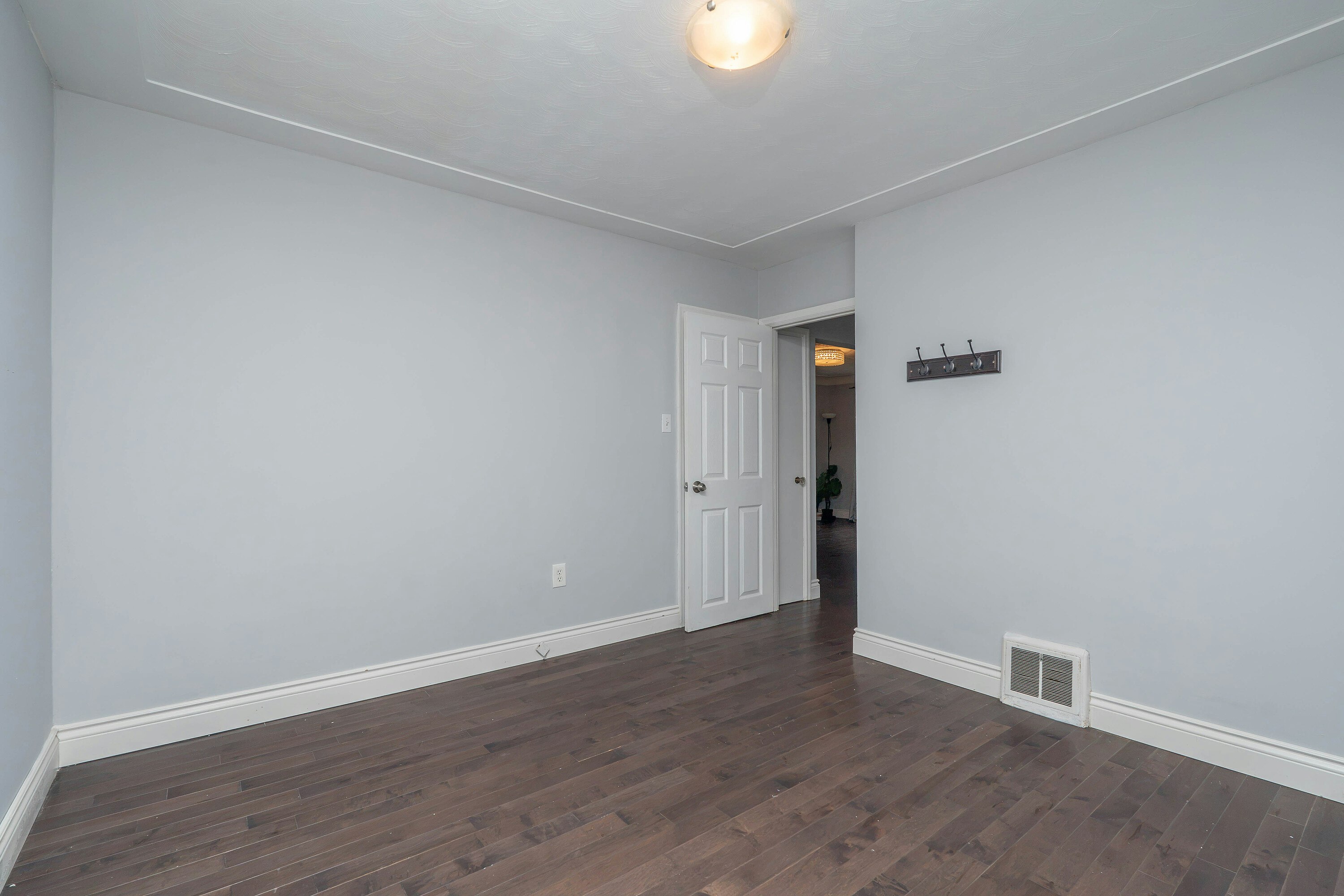 416 Fennell Avenue E, Hamilton, ON, L9A 1T9 - 18