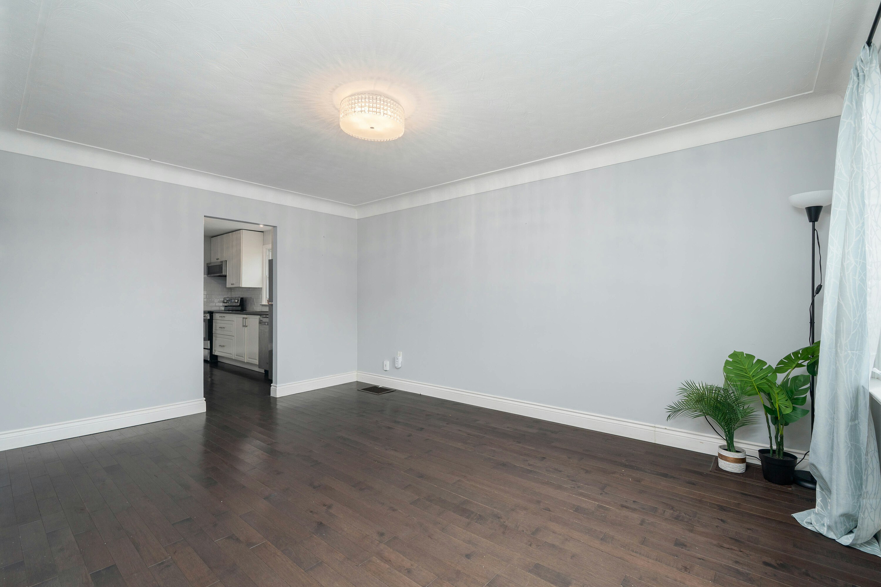 416 Fennell Avenue E, Hamilton, ON, L9A 1T9 - 4