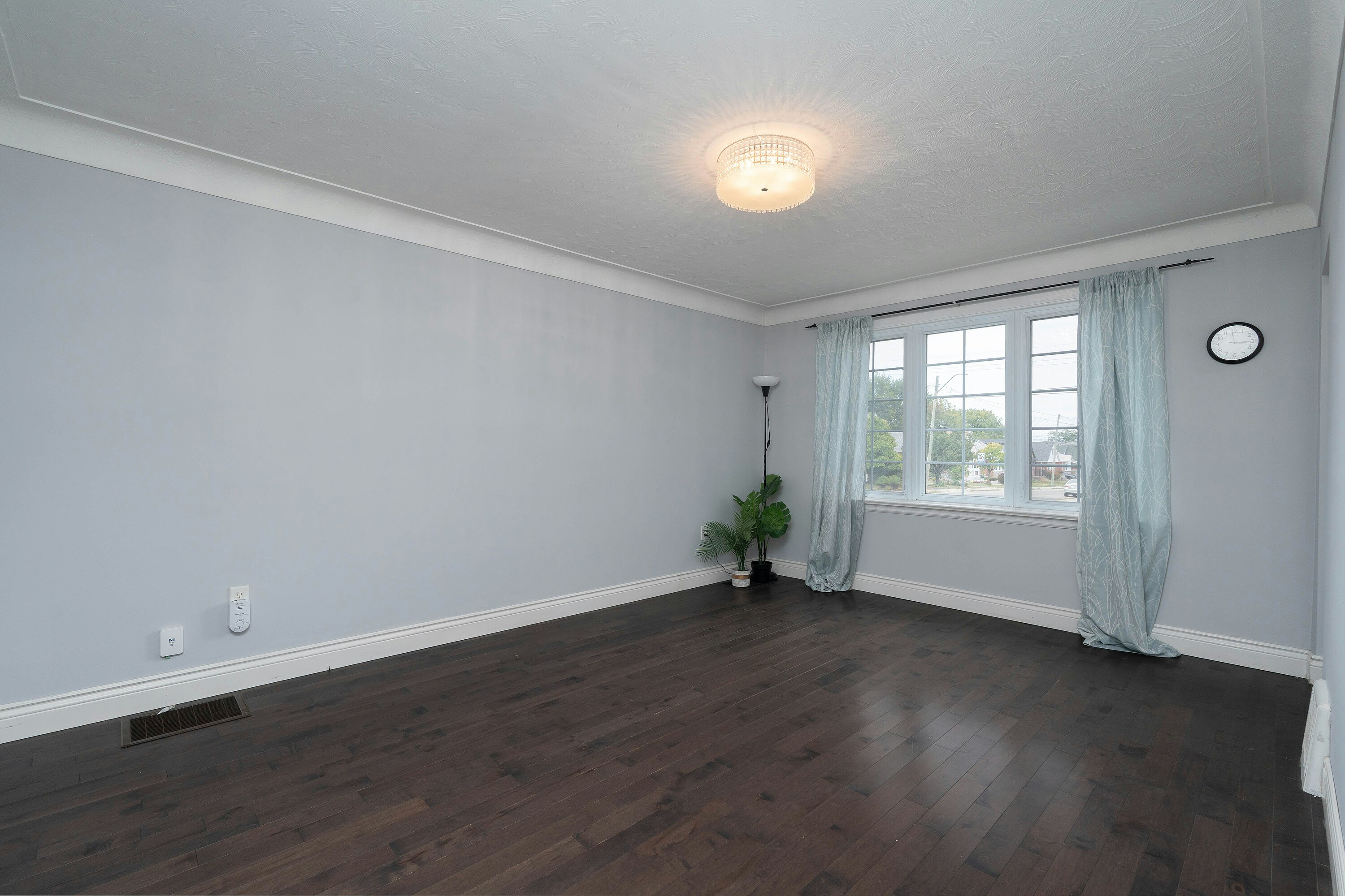 416 Fennell Avenue E, Hamilton, ON, L9A 1T9 - 7