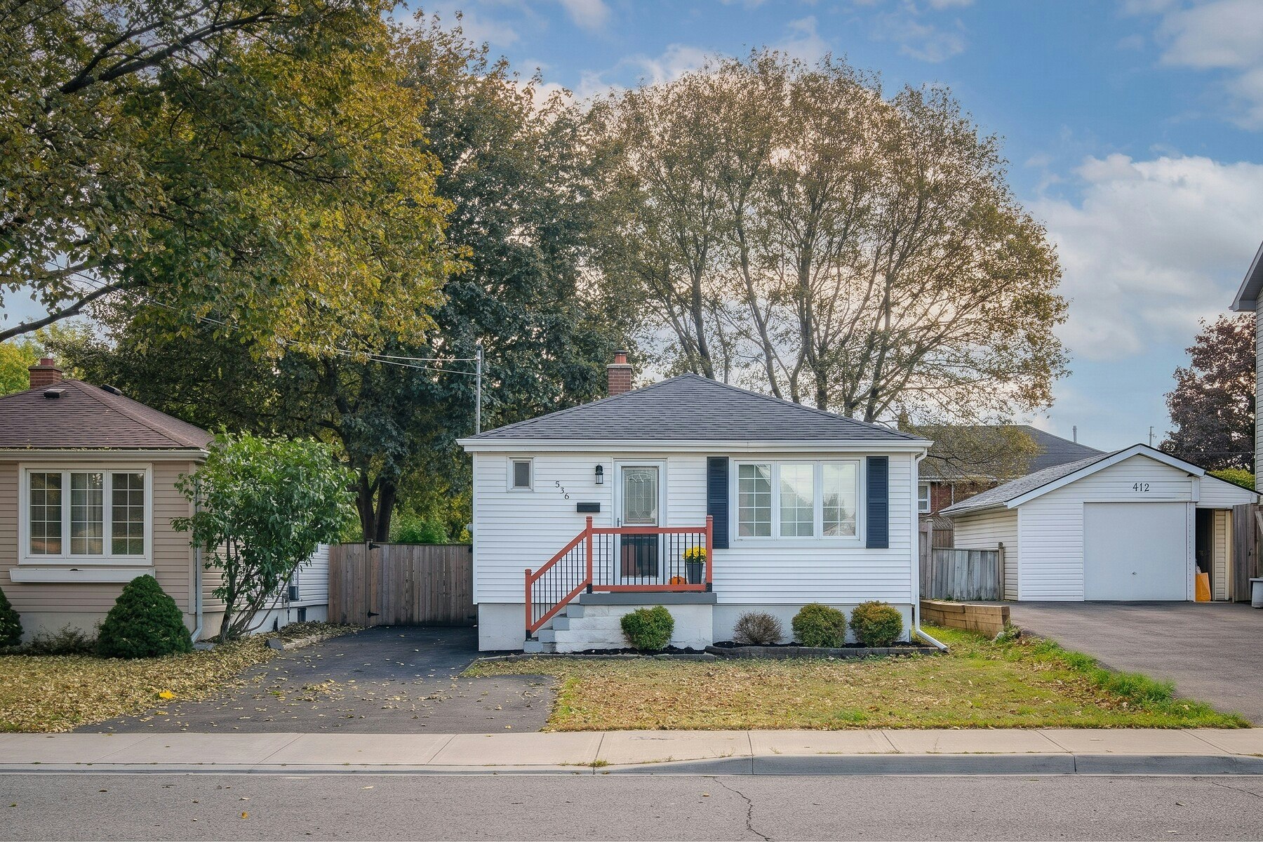 416 Fennell Avenue E, Hamilton, ON, L9A 1T9