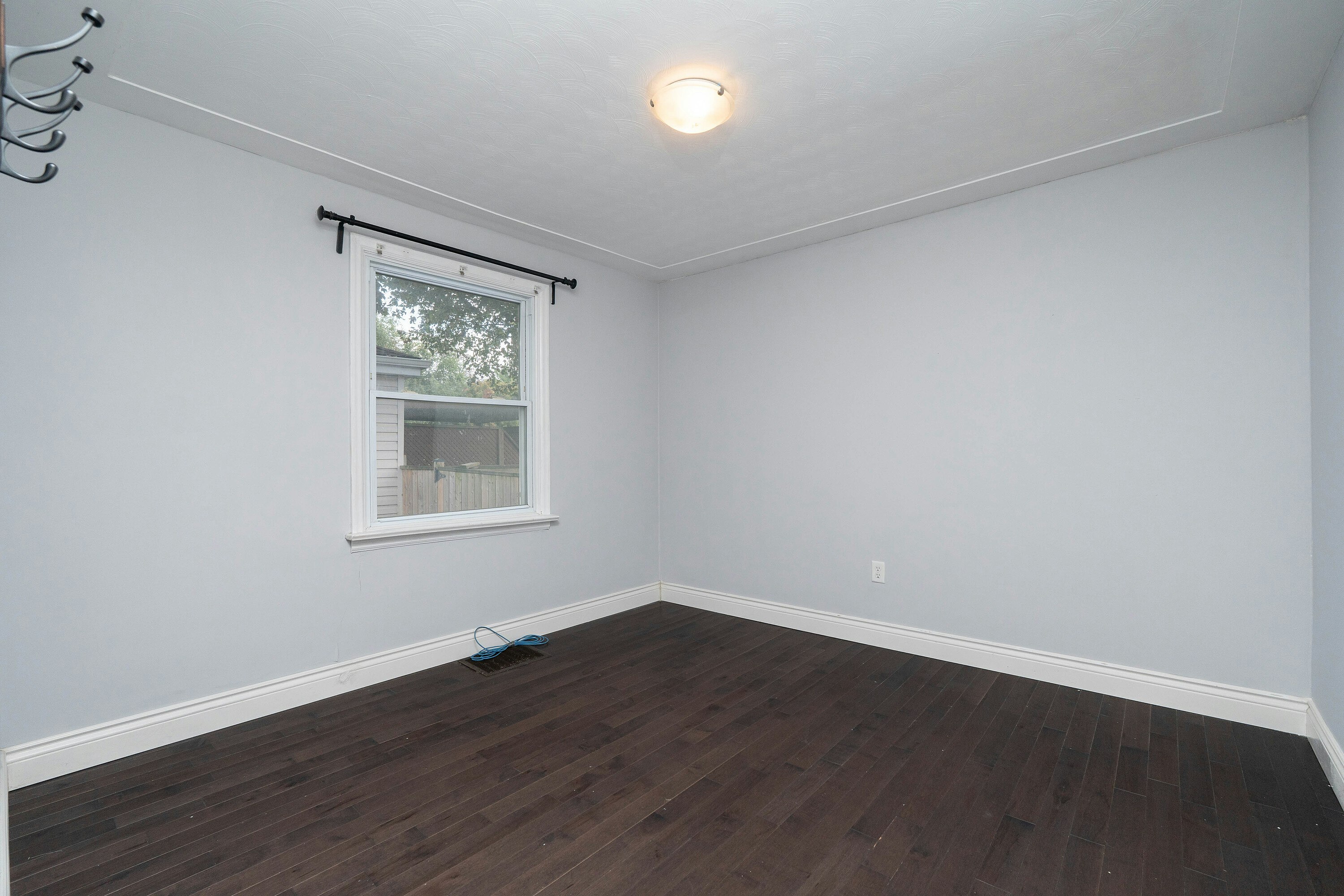 416 Fennell Avenue E, Hamilton, ON, L9A 1T9 - 17