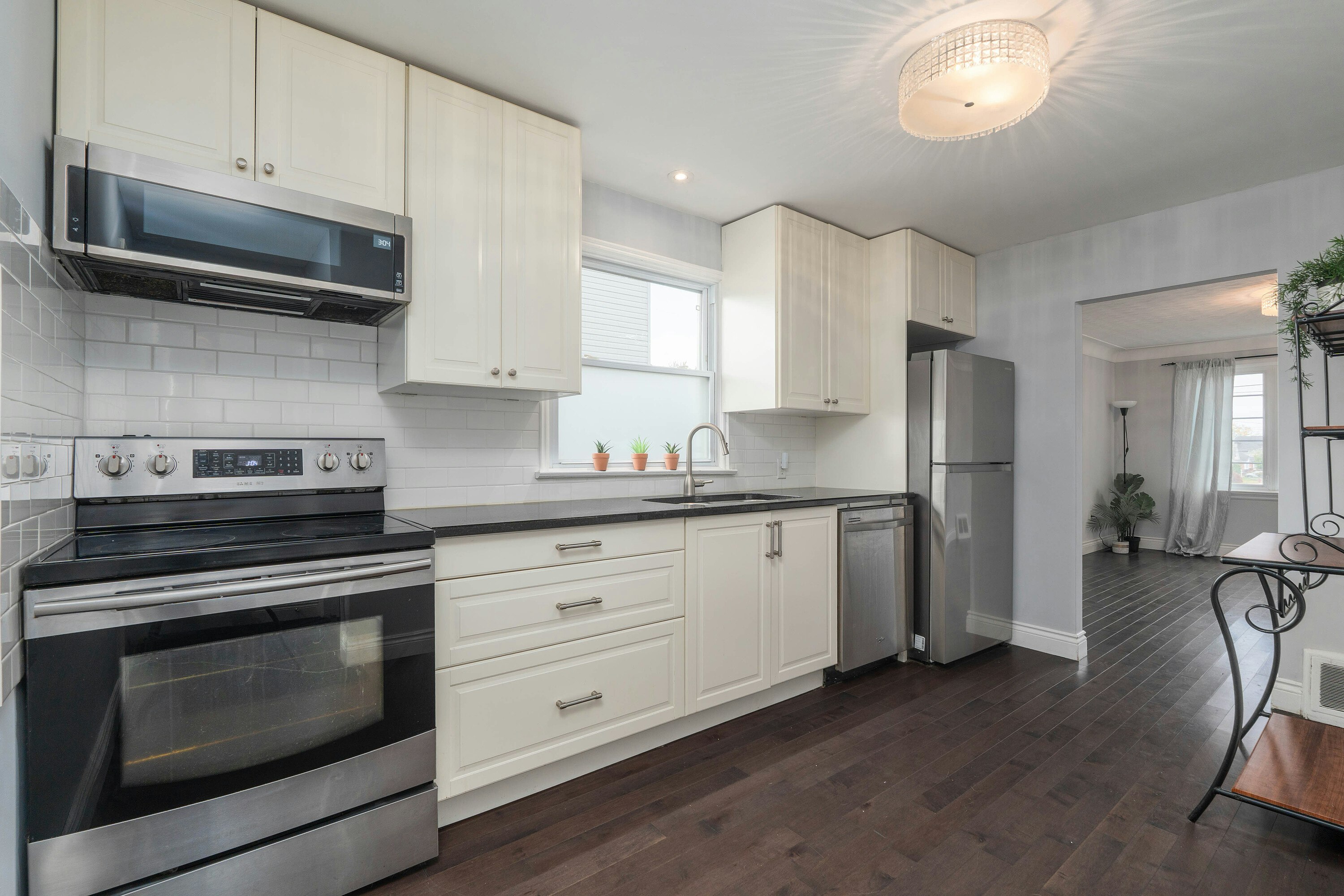 416 Fennell Avenue E, Hamilton, ON, L9A 1T9 - 11