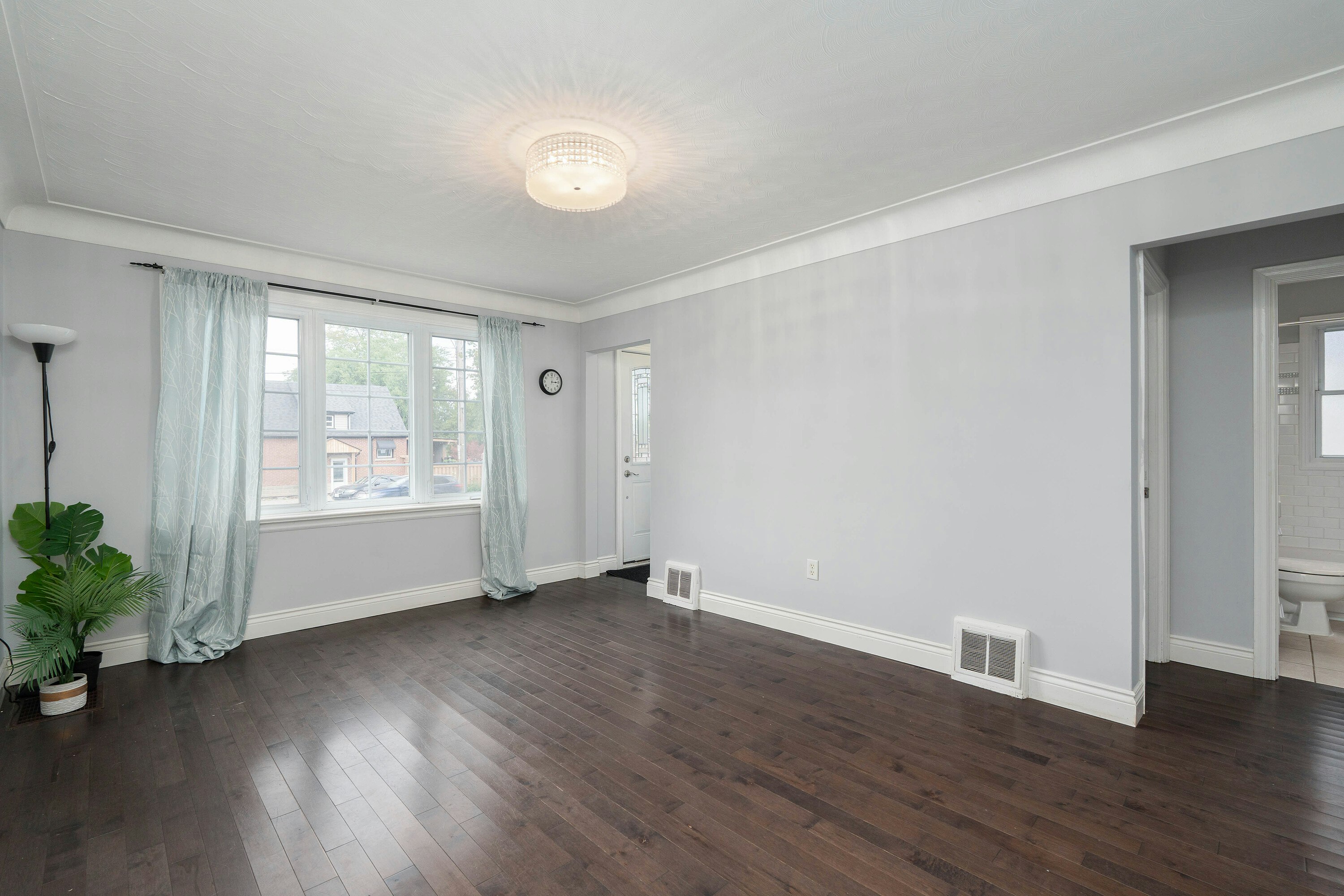 416 Fennell Avenue E, Hamilton, ON, L9A 1T9 - 9